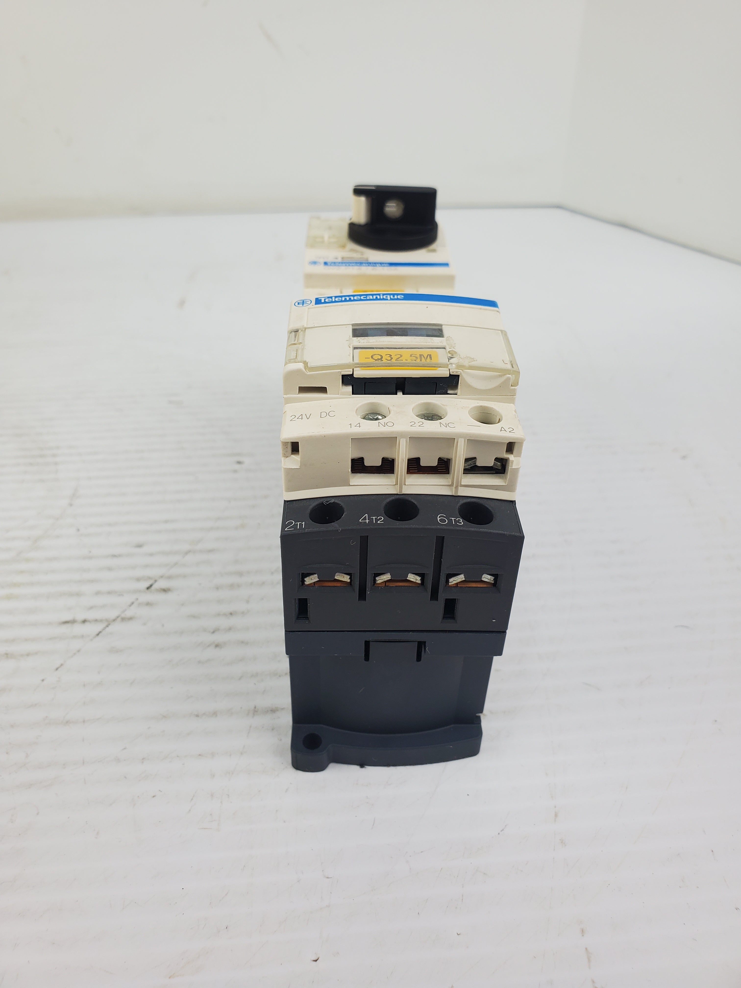 Telemecanique GV2-P14/6-10A Motor Circuit Breaker with LC1D18 Contactor
