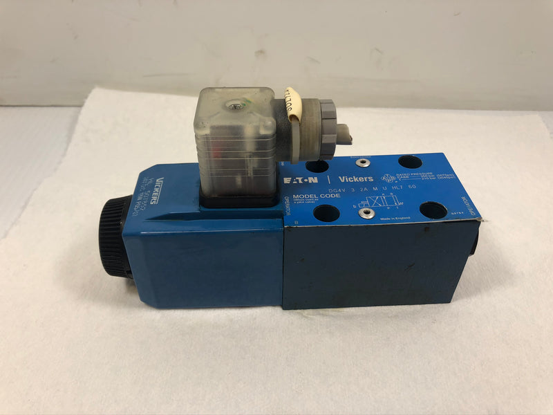 Vickers DG4V-3-2A-M-U-HL7-60 Solenoid Valve