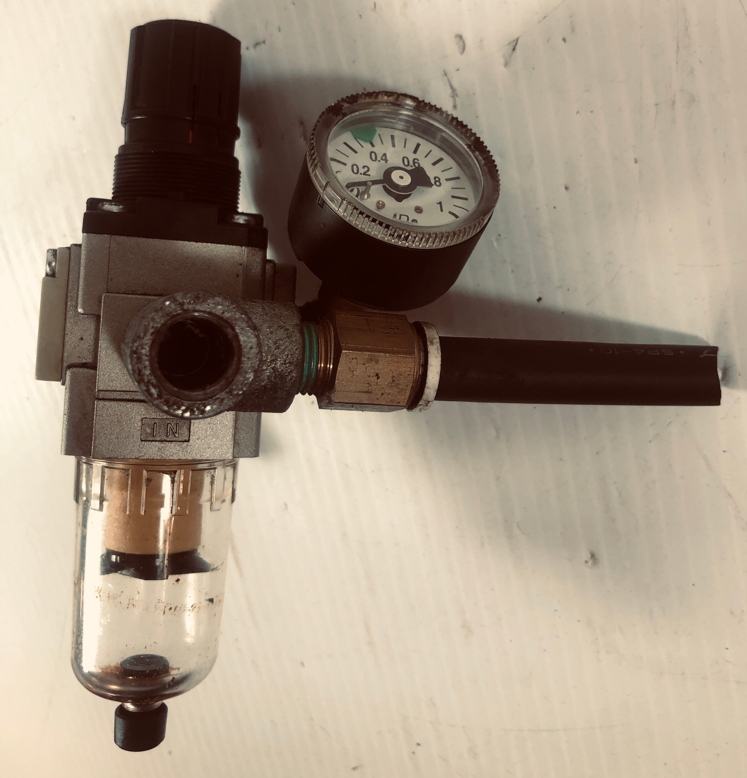 SMC Regulator Filter Gauge AW20-02BG-C