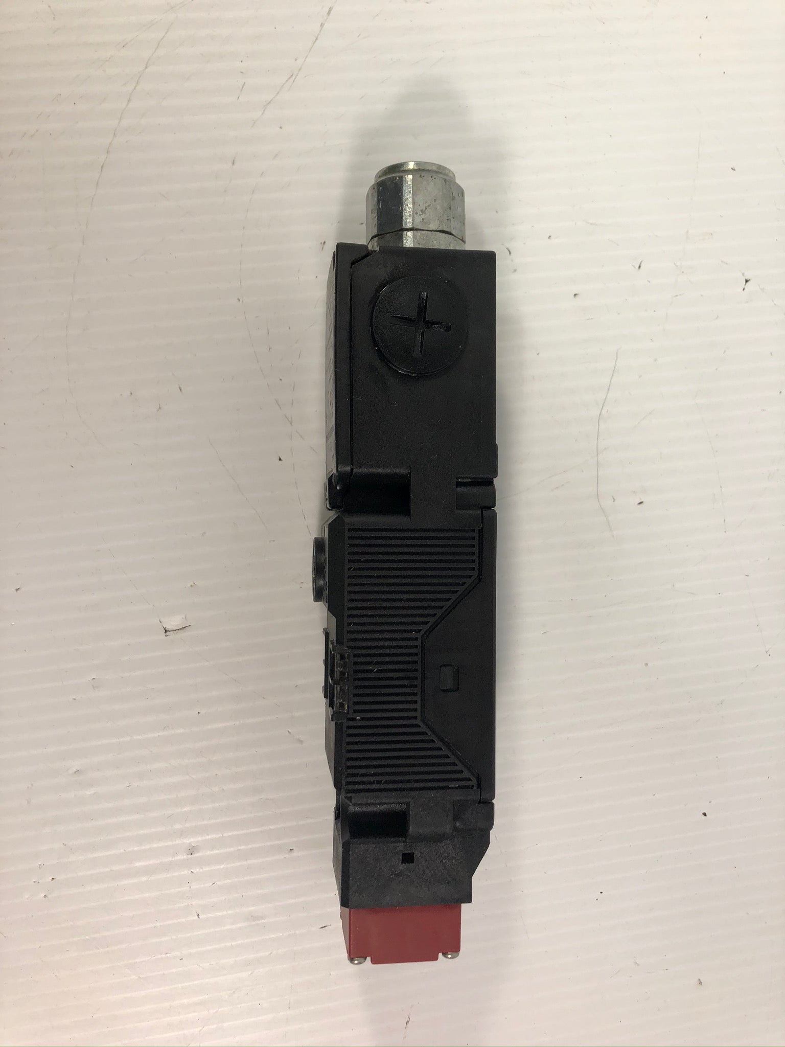 Omron D4GL-2HFA-A Guard Lock Safety Door Switch D4GL2HFAA