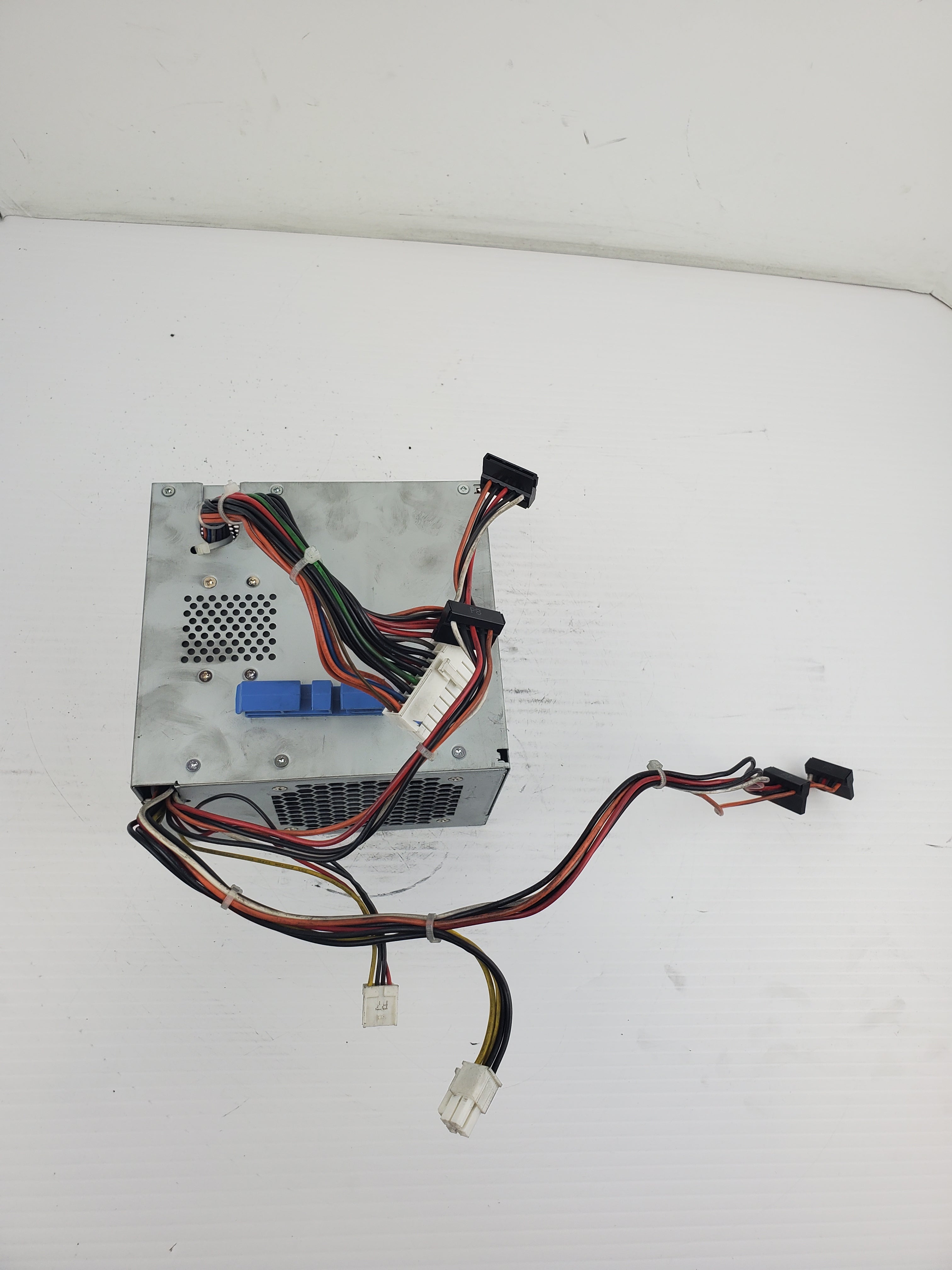 Dell NH493 Power Supply PN-PS-6311-5DF-LF