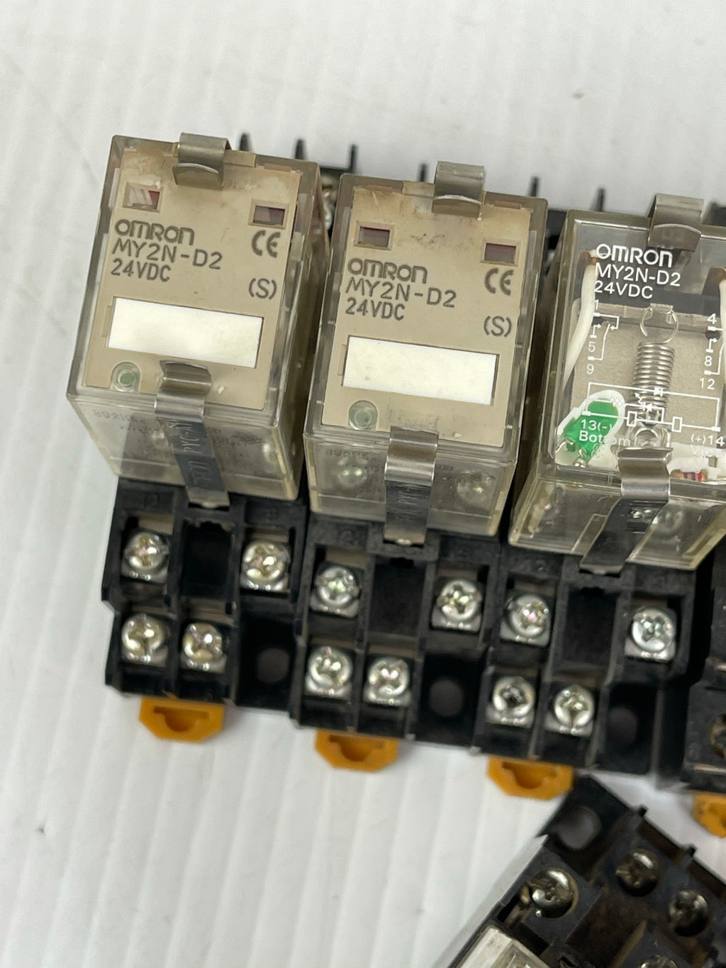 Omron Relay MY2N-D2 24VDC with Base Lot of 8