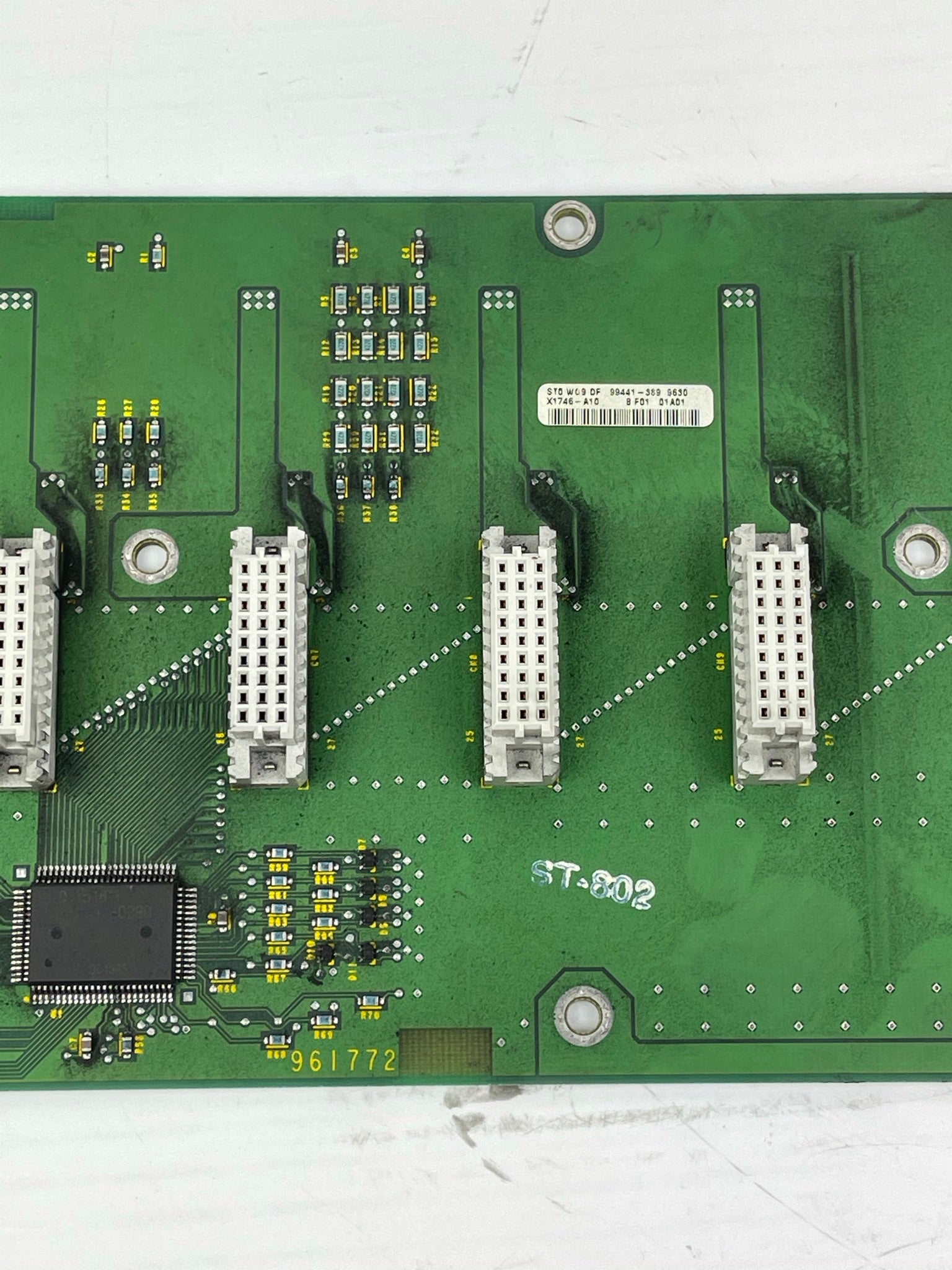 Allen-Bradley 961772 X1746-A10 PLC Chassis Rack Circuit Board