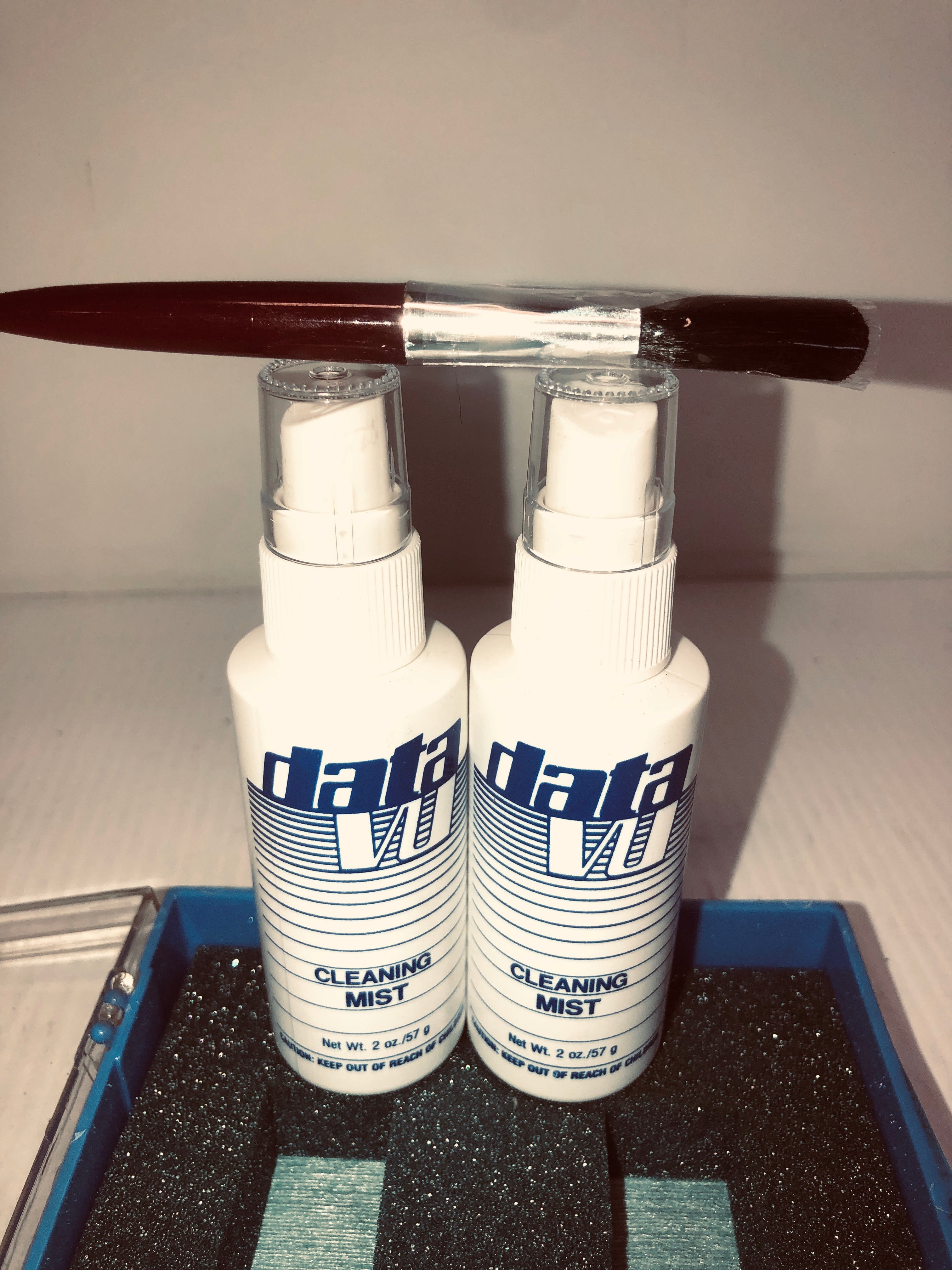 Data Vu Cleaning Mist Kit Two 2 Ounce Bottles & Brush CRT Optical Micrographic