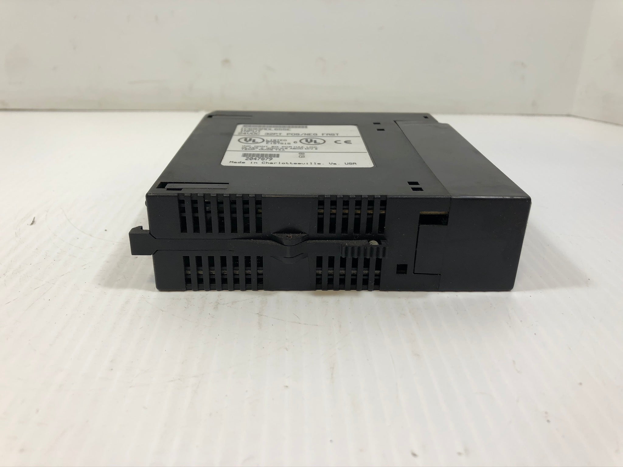 GE Fanuc IC693MDL655E Input Module 24VDC 32PT Pos/Neg Fast
