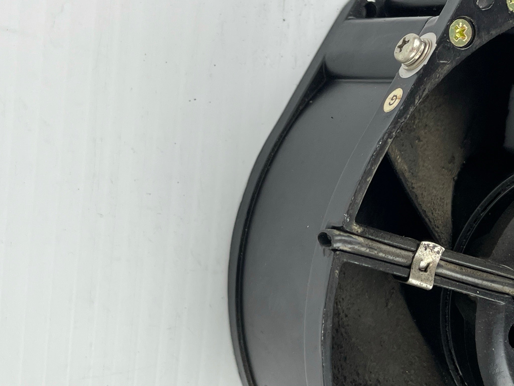 Tobishi Fan Type U7506BX-T.P 115 VAC Thermal Protected No Cover No Contacts