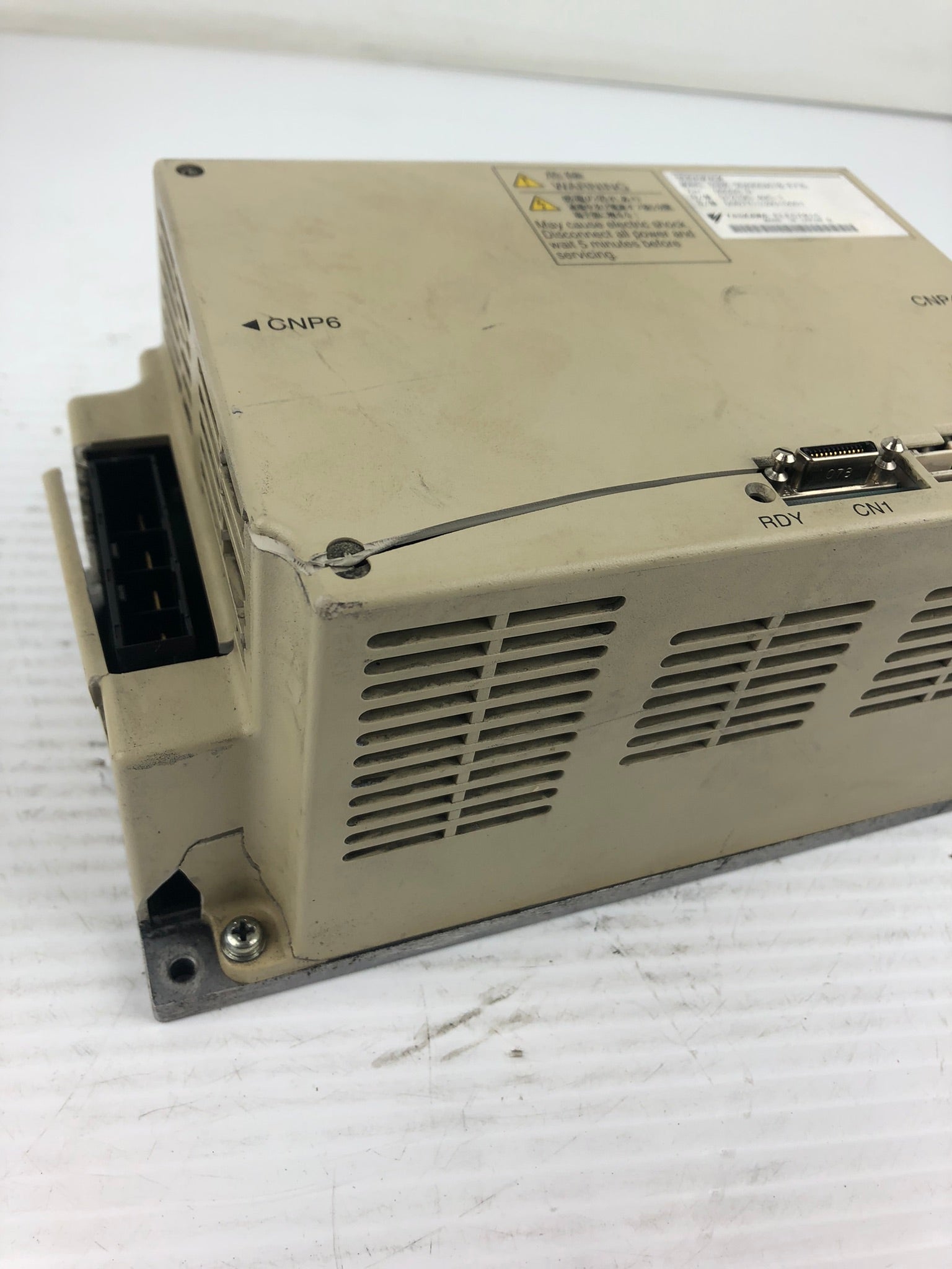 Yaskawa SGDR-SDA950A01B-EY35 Servopack Drive - Casing Damaged