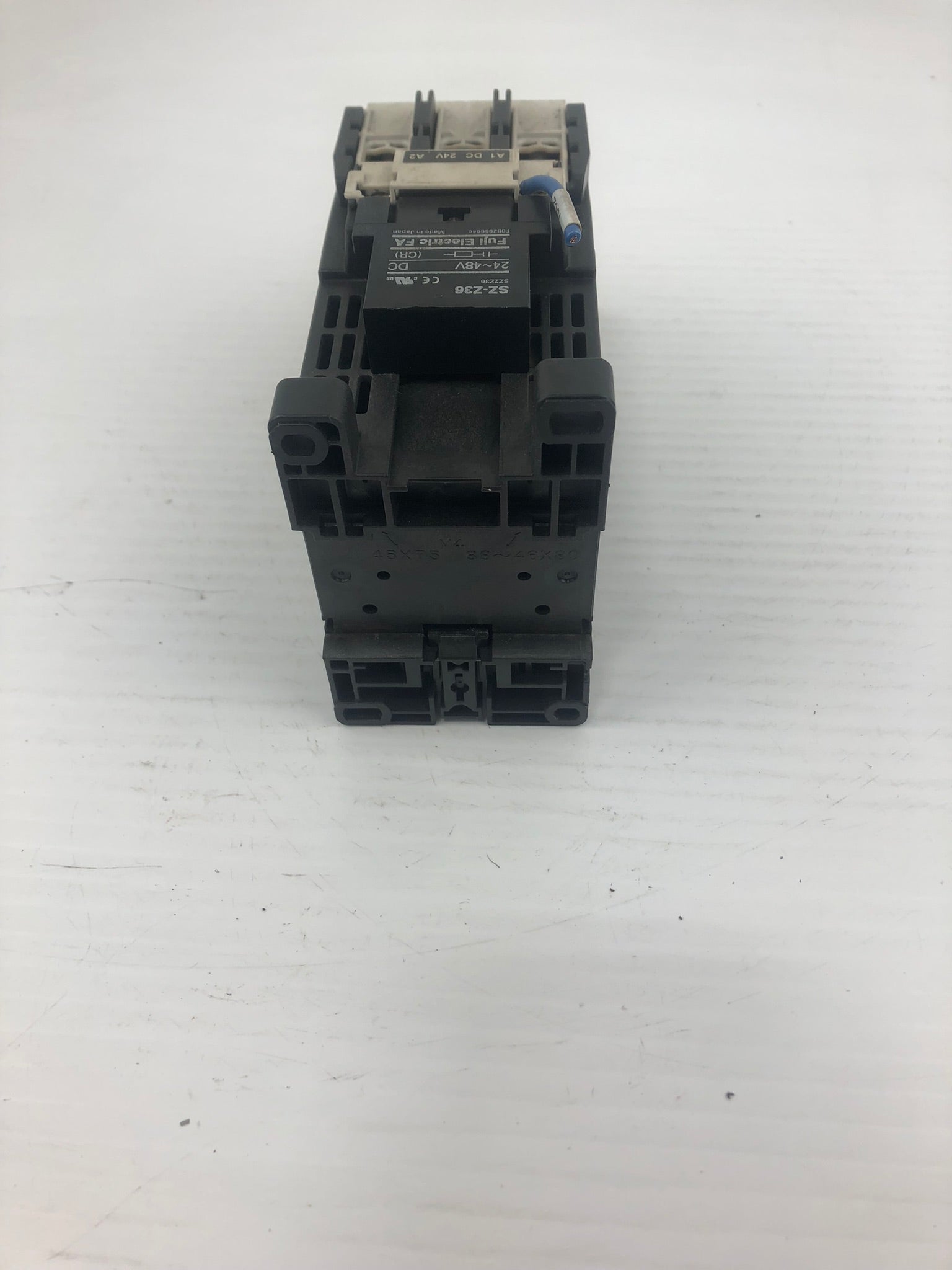 Fuji Electric SC-E1/G SE32AG Contactor Fuji SZ-A11/T Auxiliary SZ-Z36 Coil