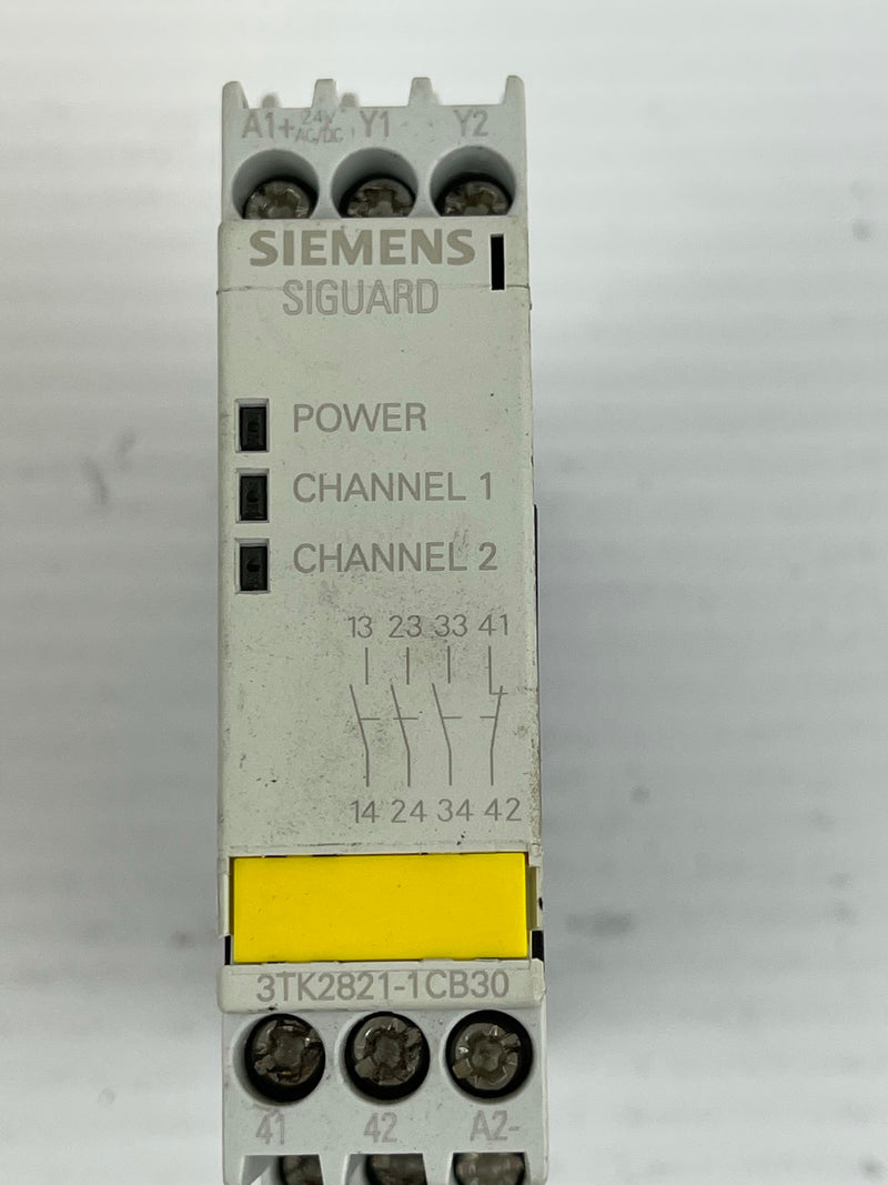 Siemens Siguard Safety Relay 3TK2821-1CB30