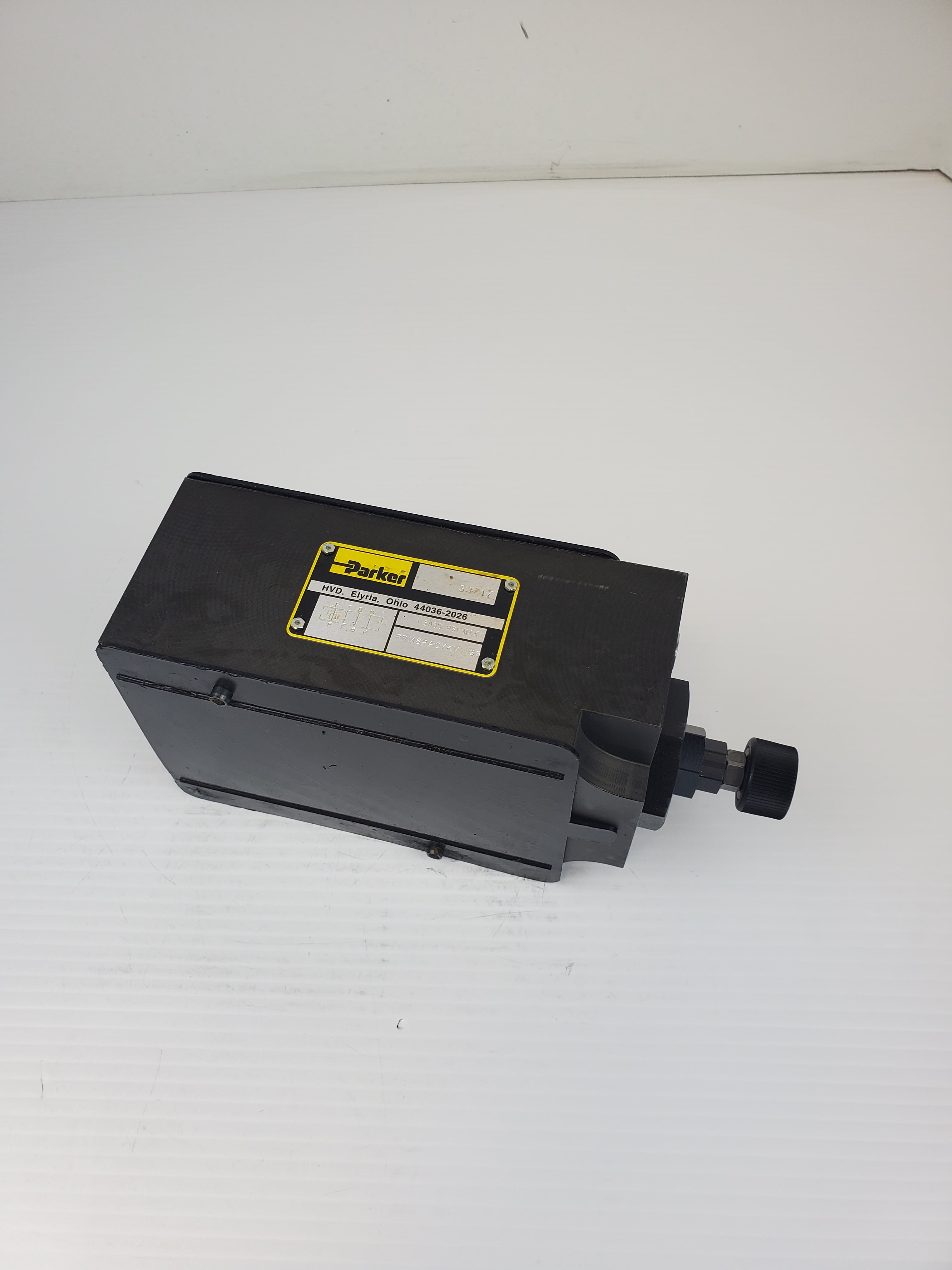 Parker PRM6PA07KV 33 Hydraulic Valve 5000 PSI Max 50/17
