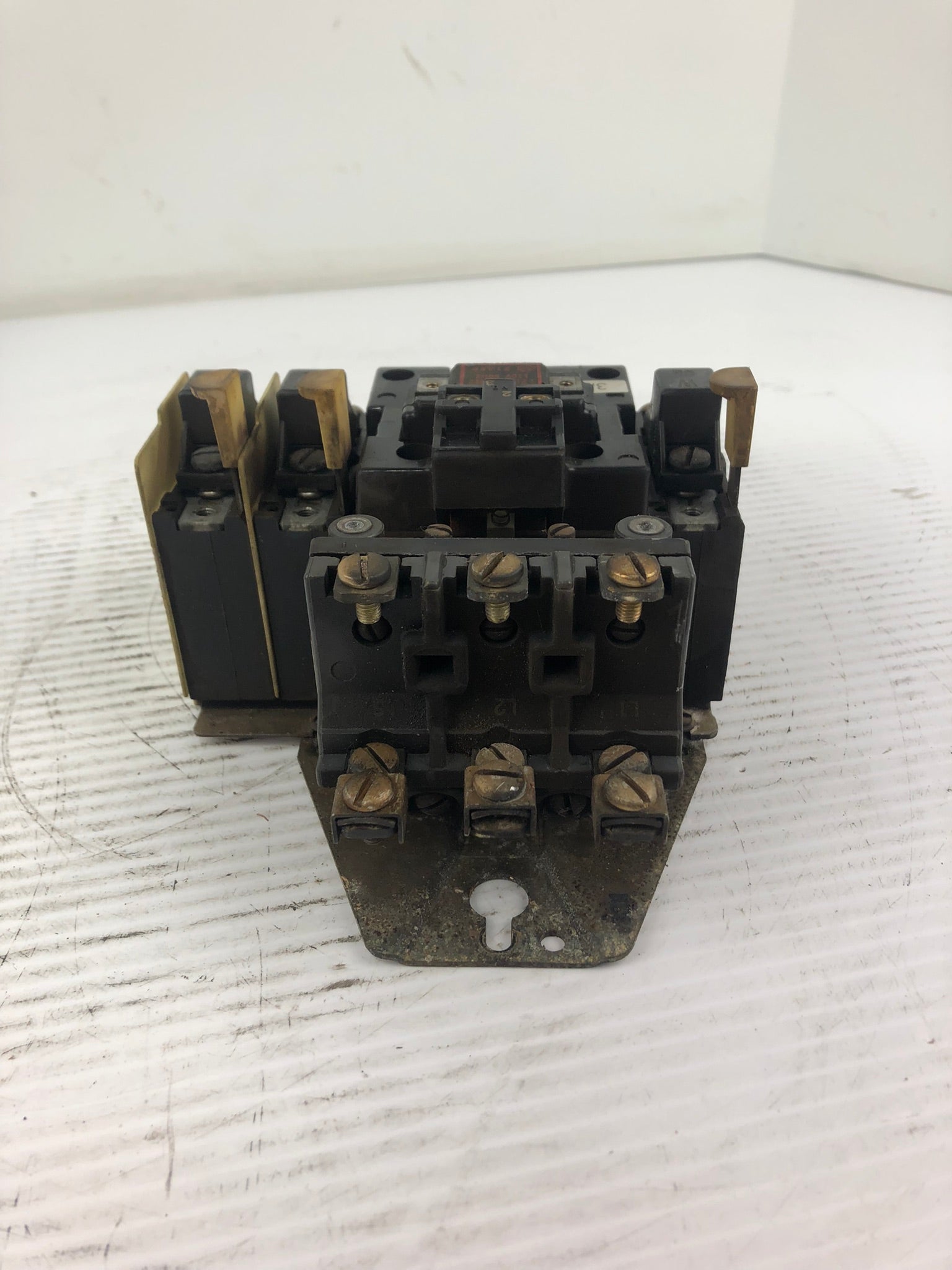 Allen Bradley 709-B0D103 Starter Series K Size 1 120V/110V 50/60Hz 71A86 Coil