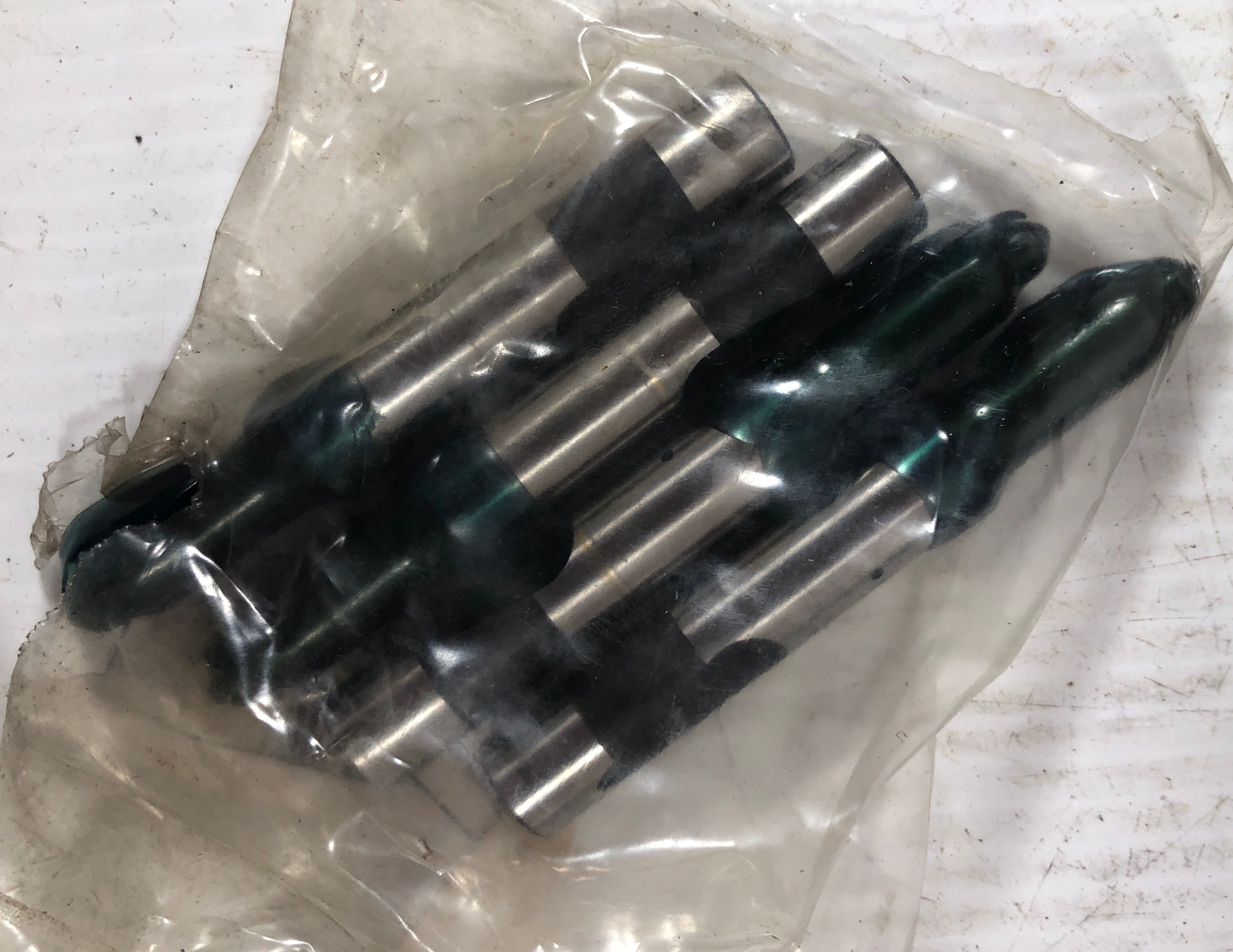 Dayton Versatile Kommercial Press Fit Ball Lock DET46XNTM2 Box of 4