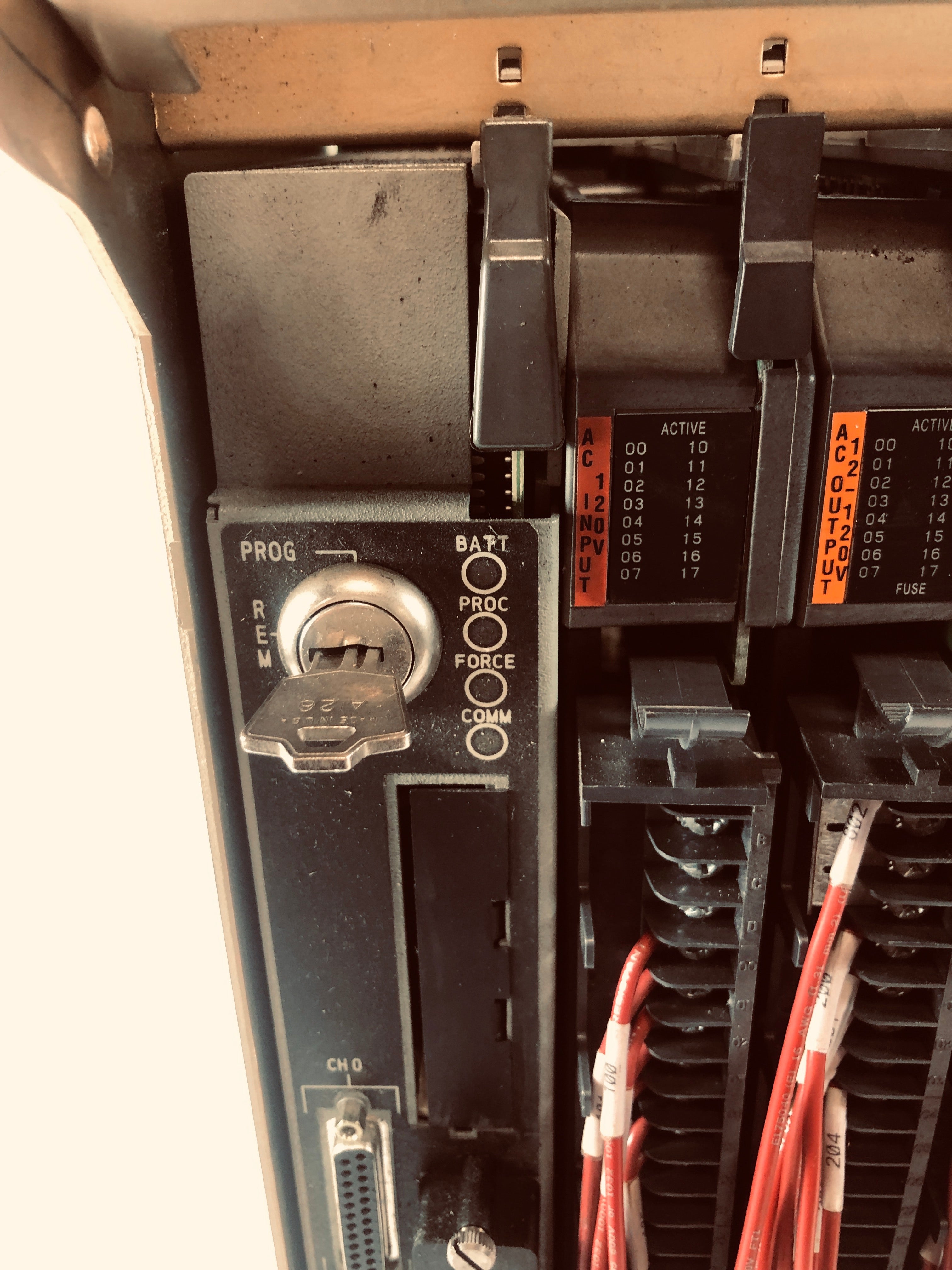 Allen-Bradley PLC -5/20 Programmable Controller Assembly