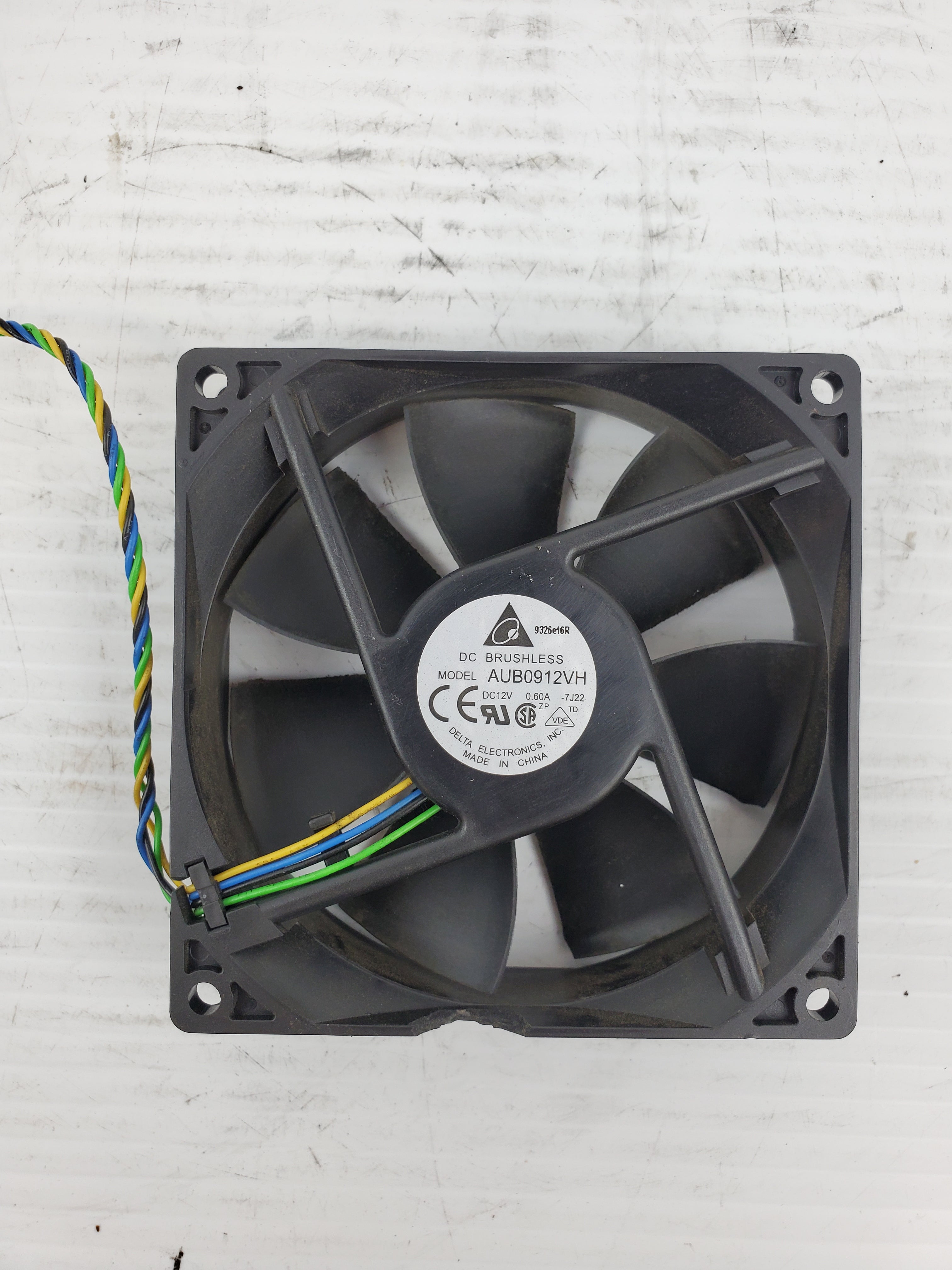 HP AUB0912VH DC Brushless Cooling Fan DC12V