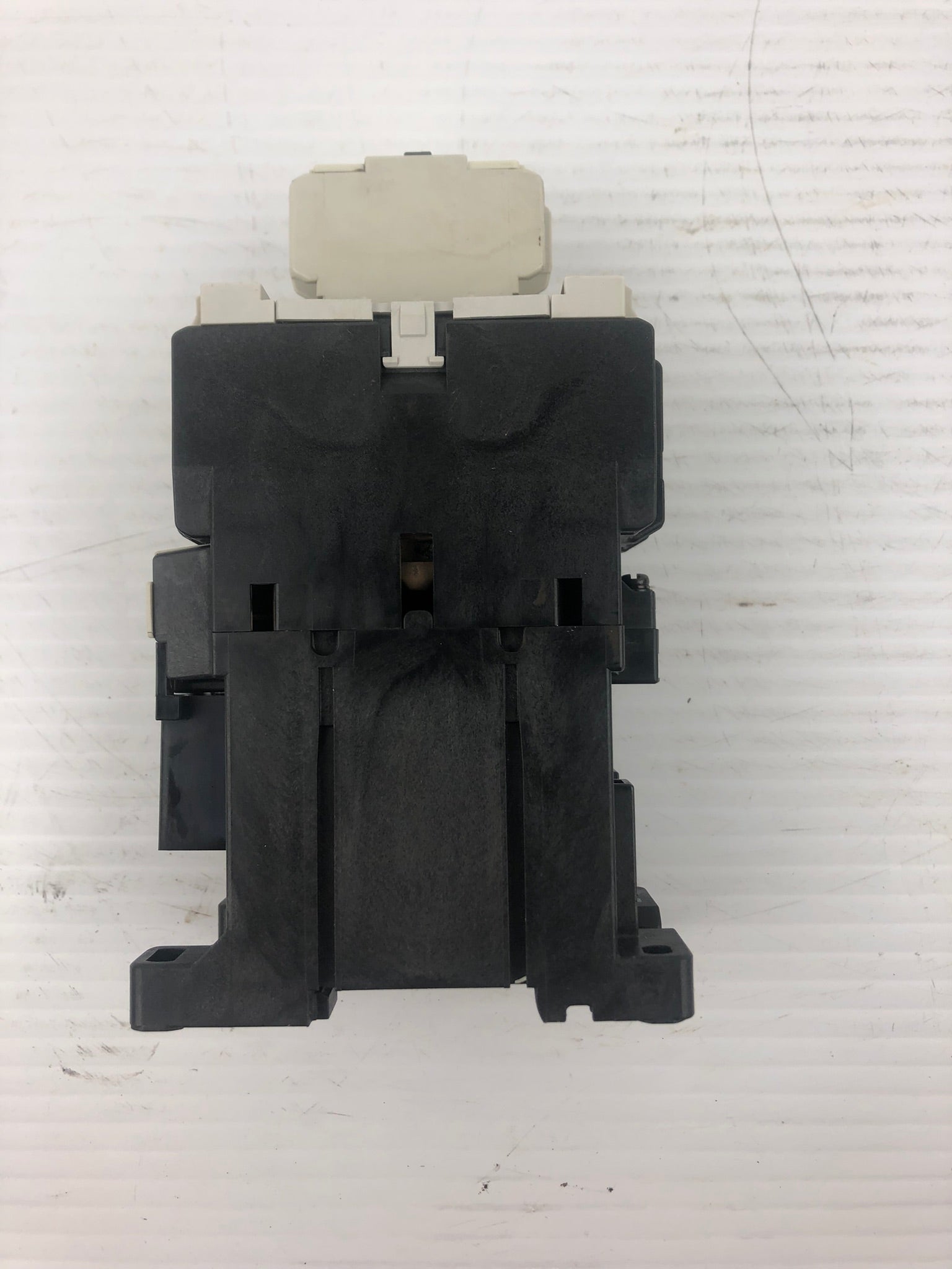 Fuji Electric SC-E1/G SE32AG Contactor Fuji SZ-A11/T Auxiliary SZ-Z31 Coil