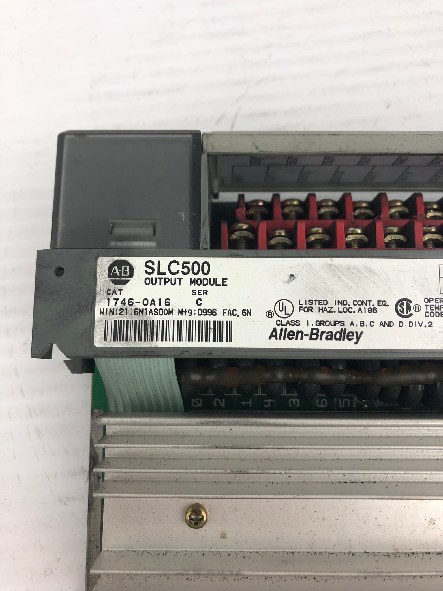Allen-Bradley 1746-0A16 Output Module Series C SLC 500 - With Door