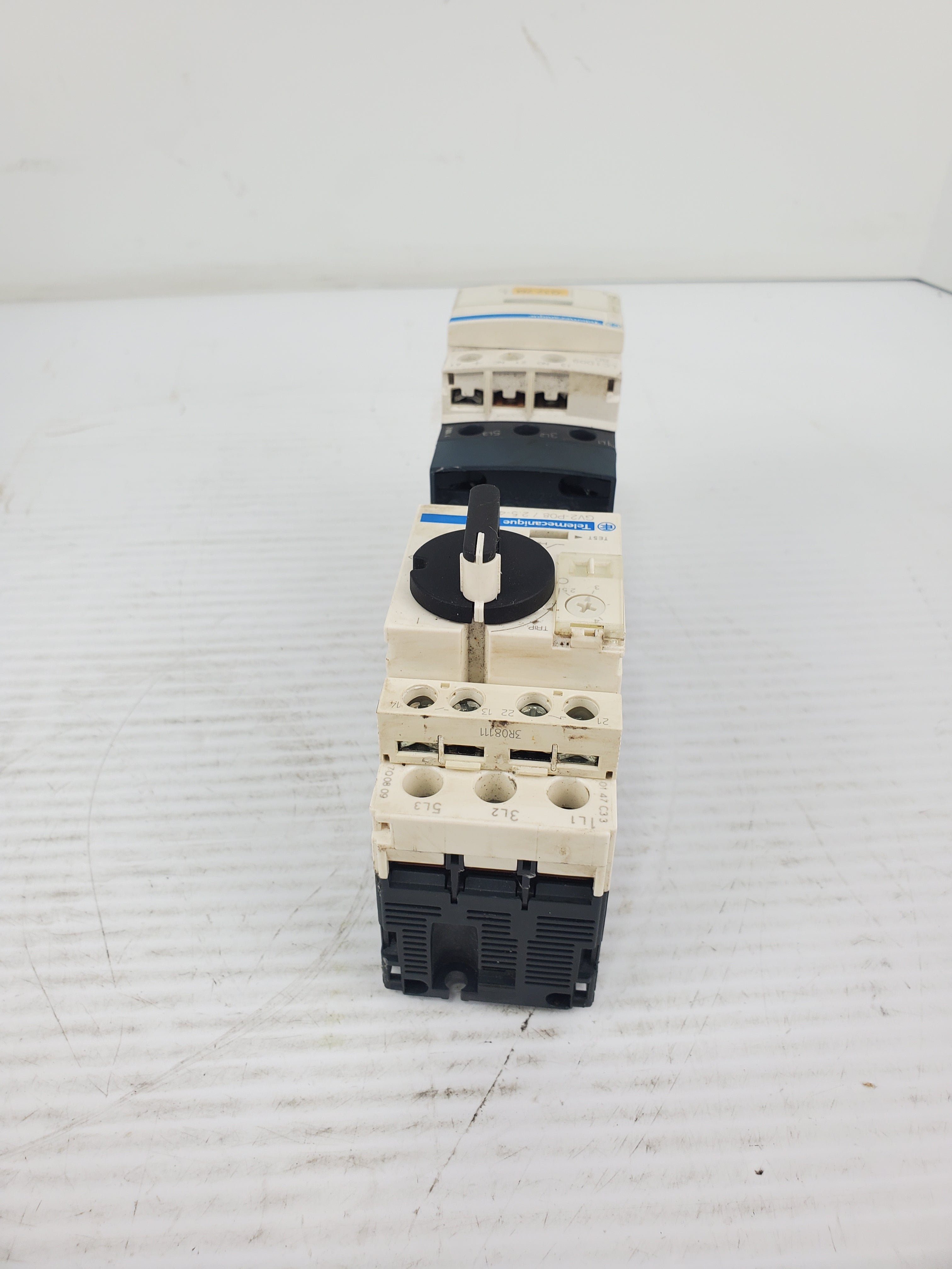 Telemecanique GV2-P08/2.5-4A Motor Circuit Breaker with LC1D09 Contactor