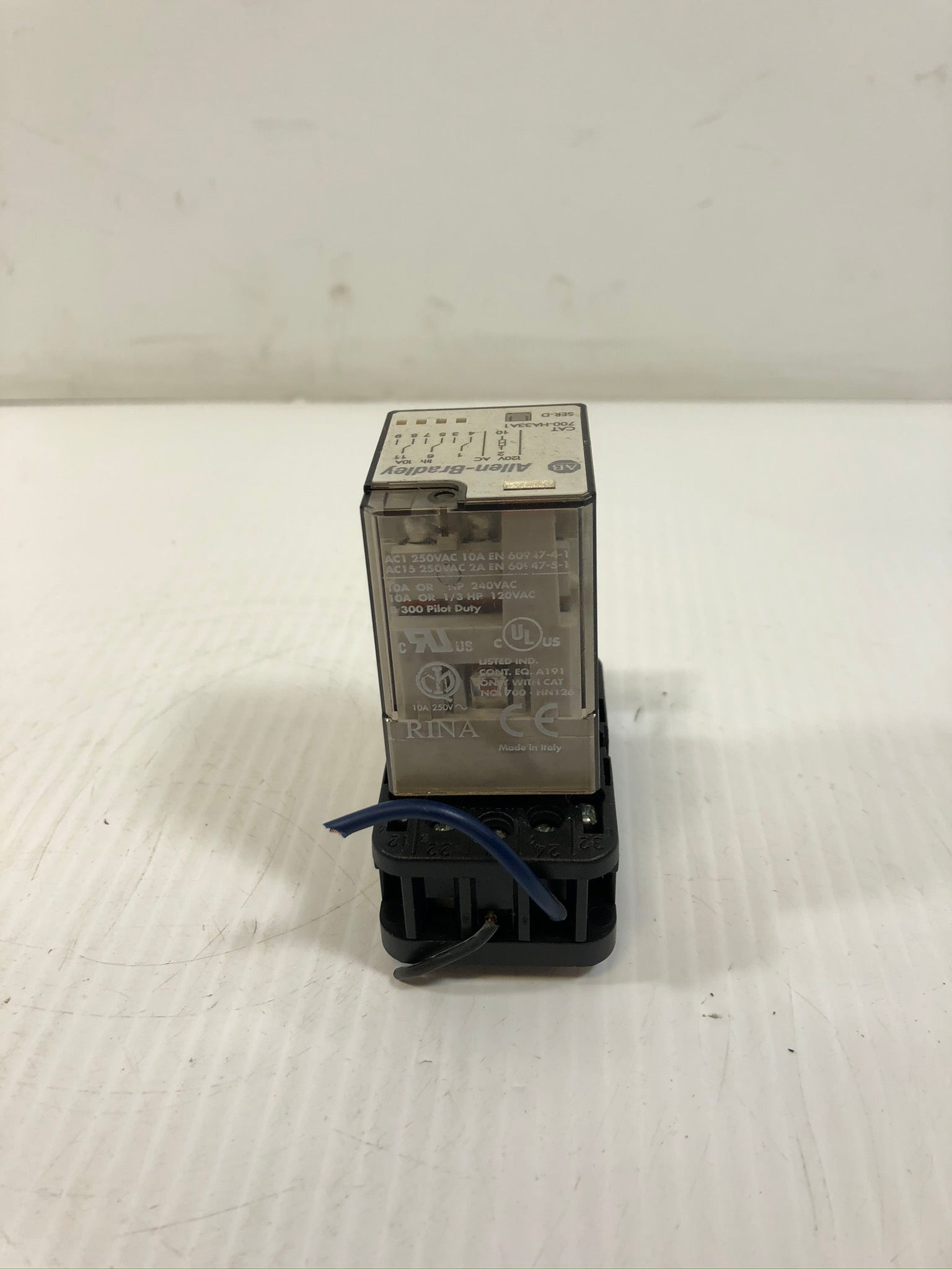 Allen-Bradley 700-HA33A1 Series D Relay with Base and Rifa PMR 202 MD RC-Unit