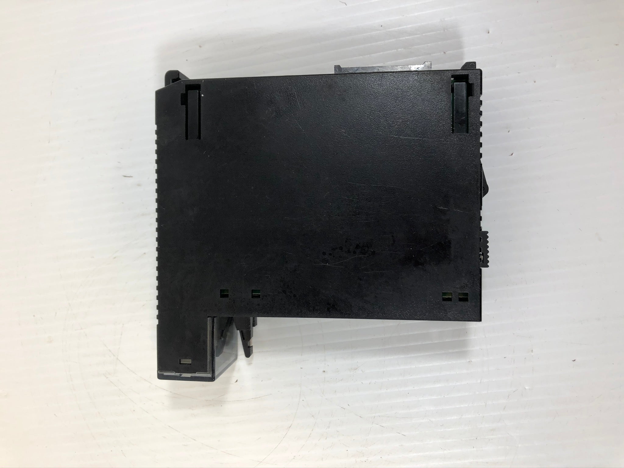 GE Fanuc IC693MDL230C Input Module 120VAC 8PT Isol