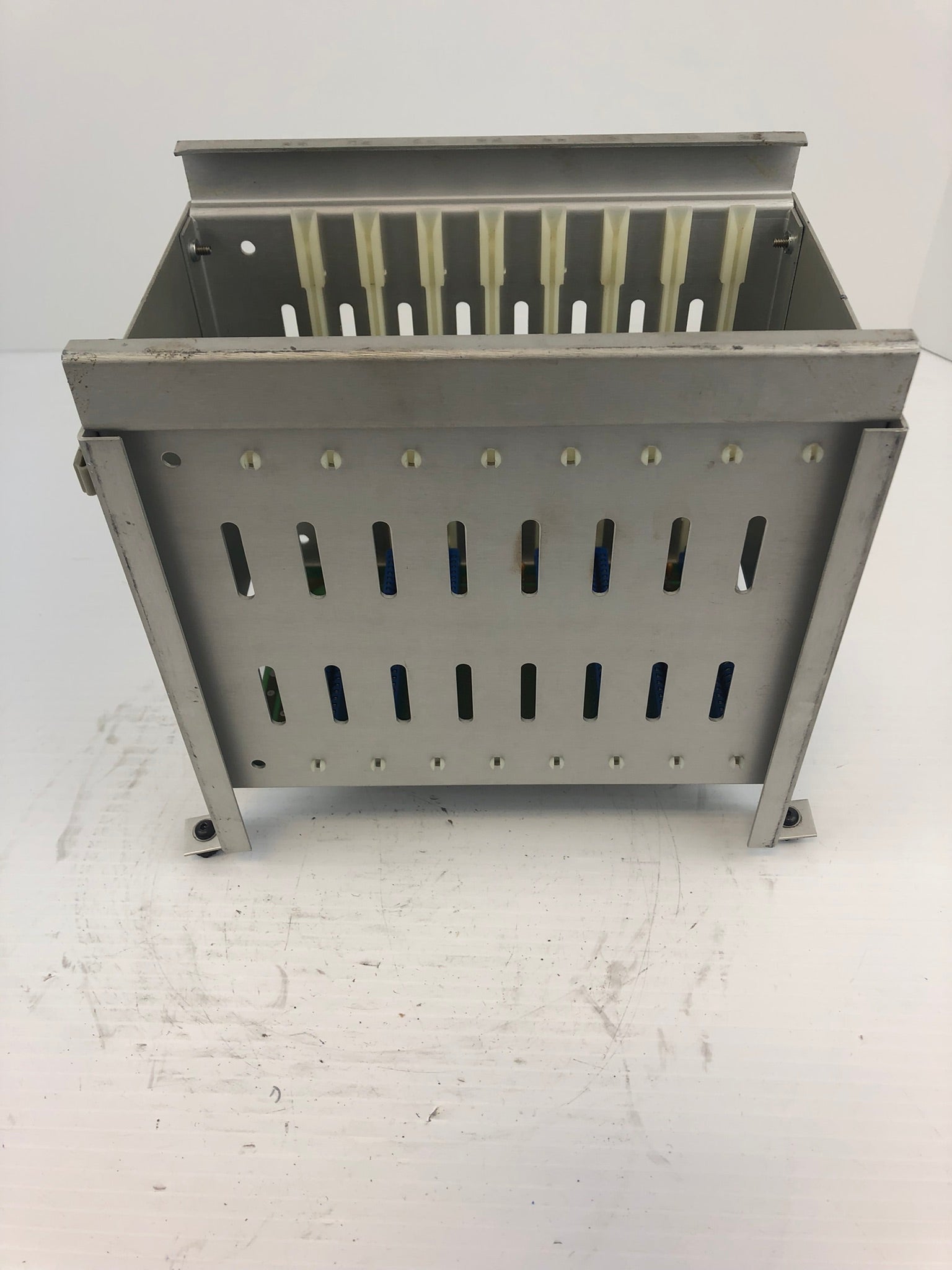 Micro-Aide 80-MB8 Circuit Board PLC Slot Rack Corecon With No Slotted Boards