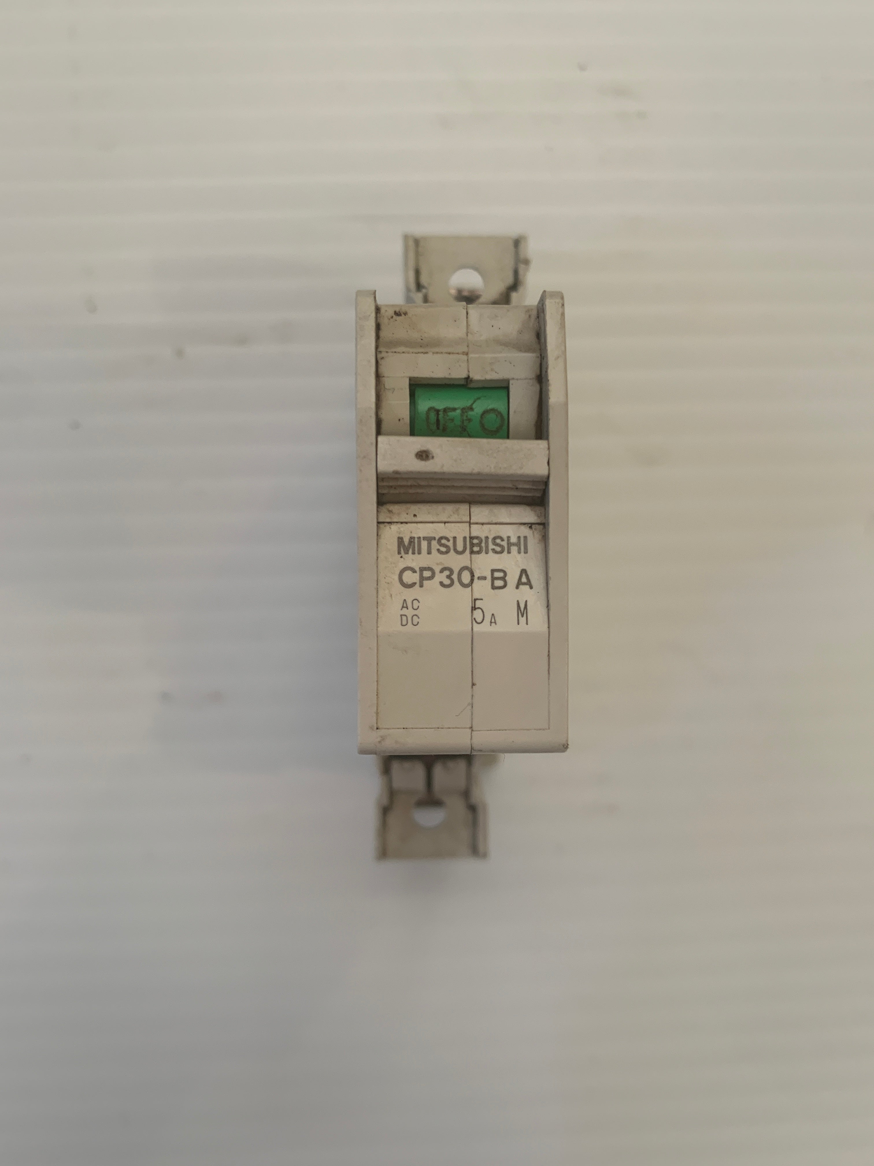 Mitsubishi 1 Pole Circuit Protector CP30-BA 3A