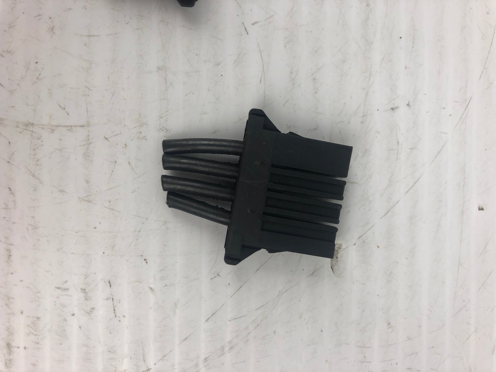 AMP D-3 Fanuc Power Cable Drive Plug Connector - Lot of 6