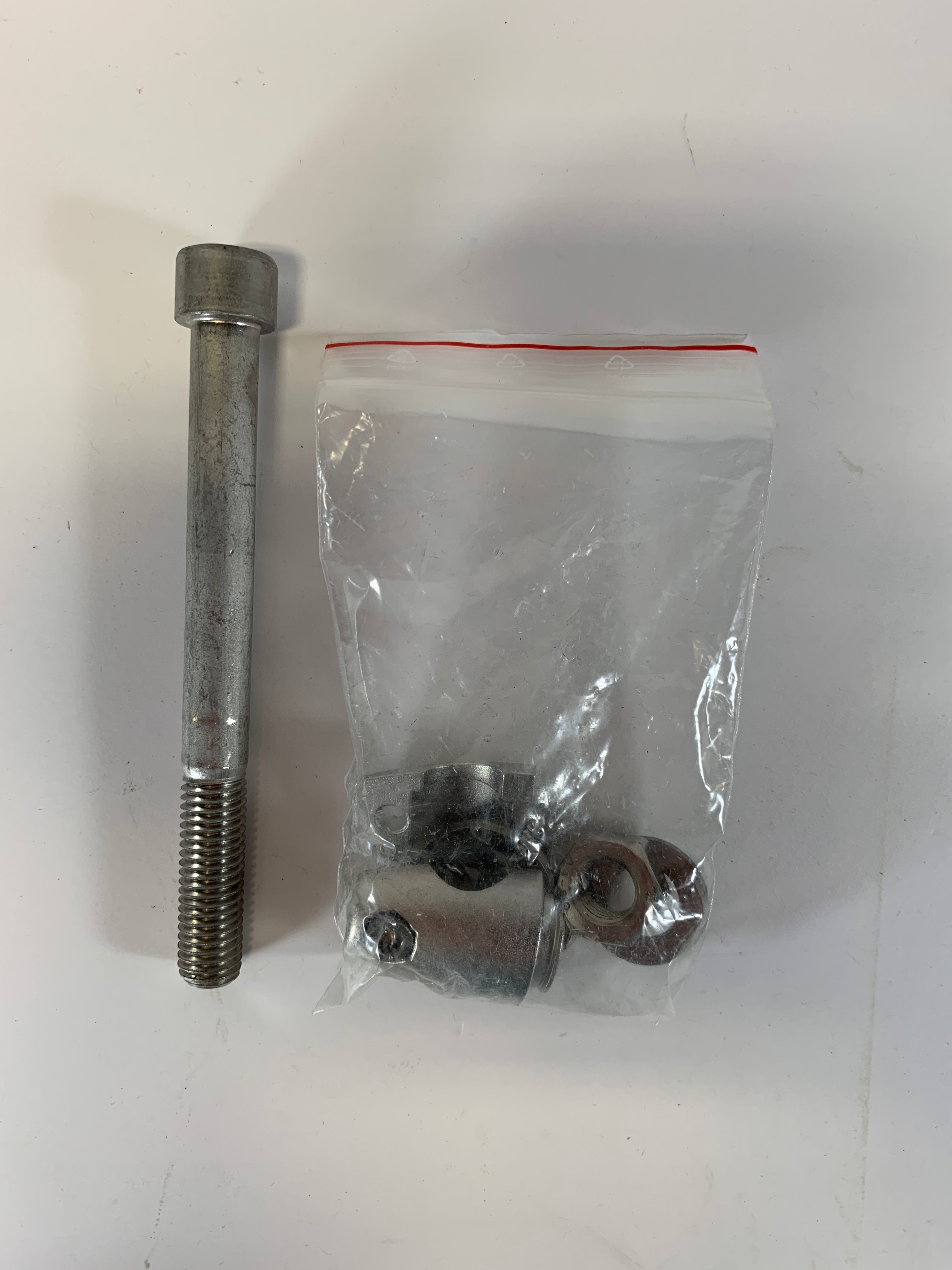 IFM Efector Protective Swivel Bracket U60018