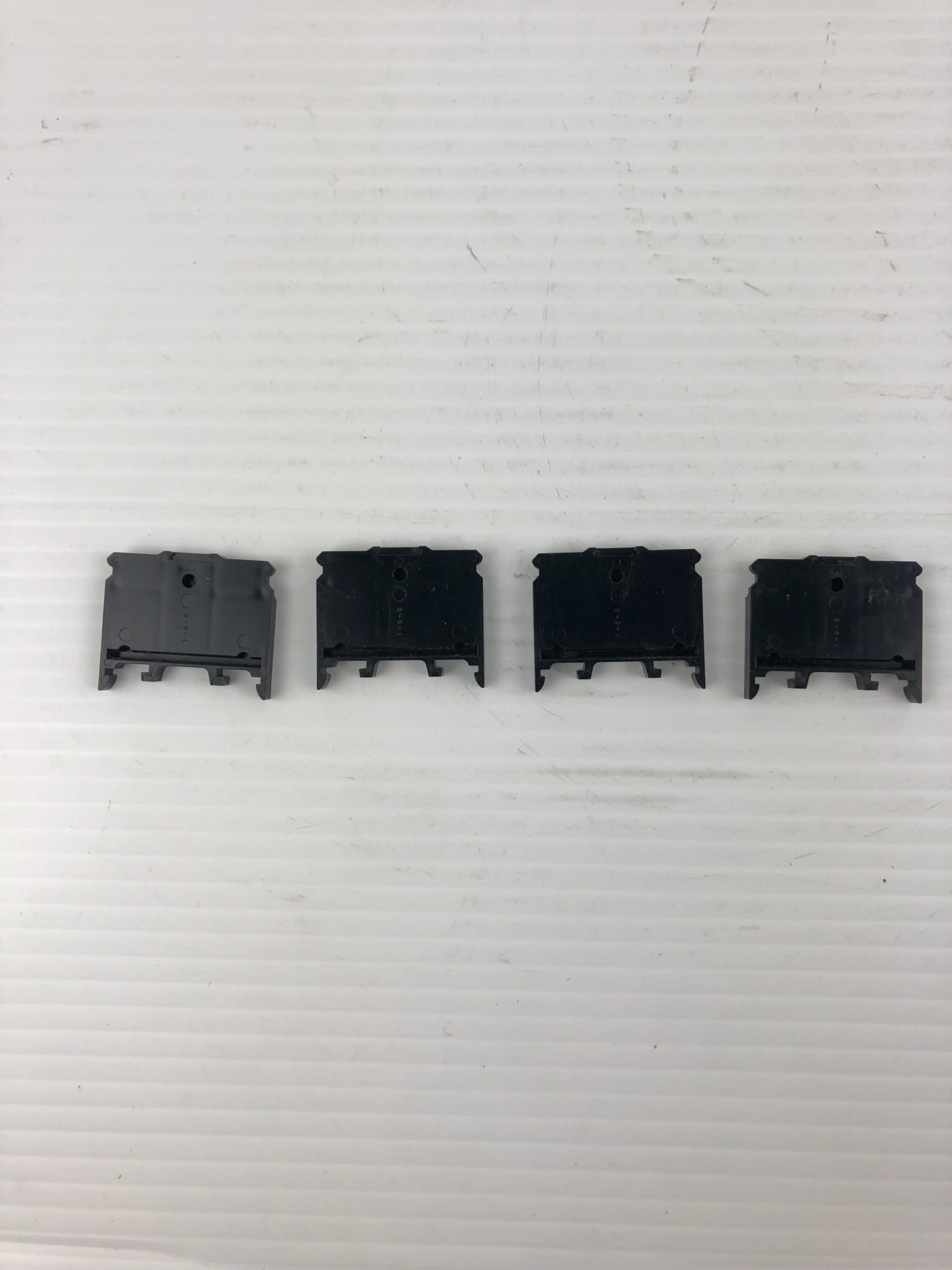 IDEC BNE Terminal Blocks (Lot of 4)