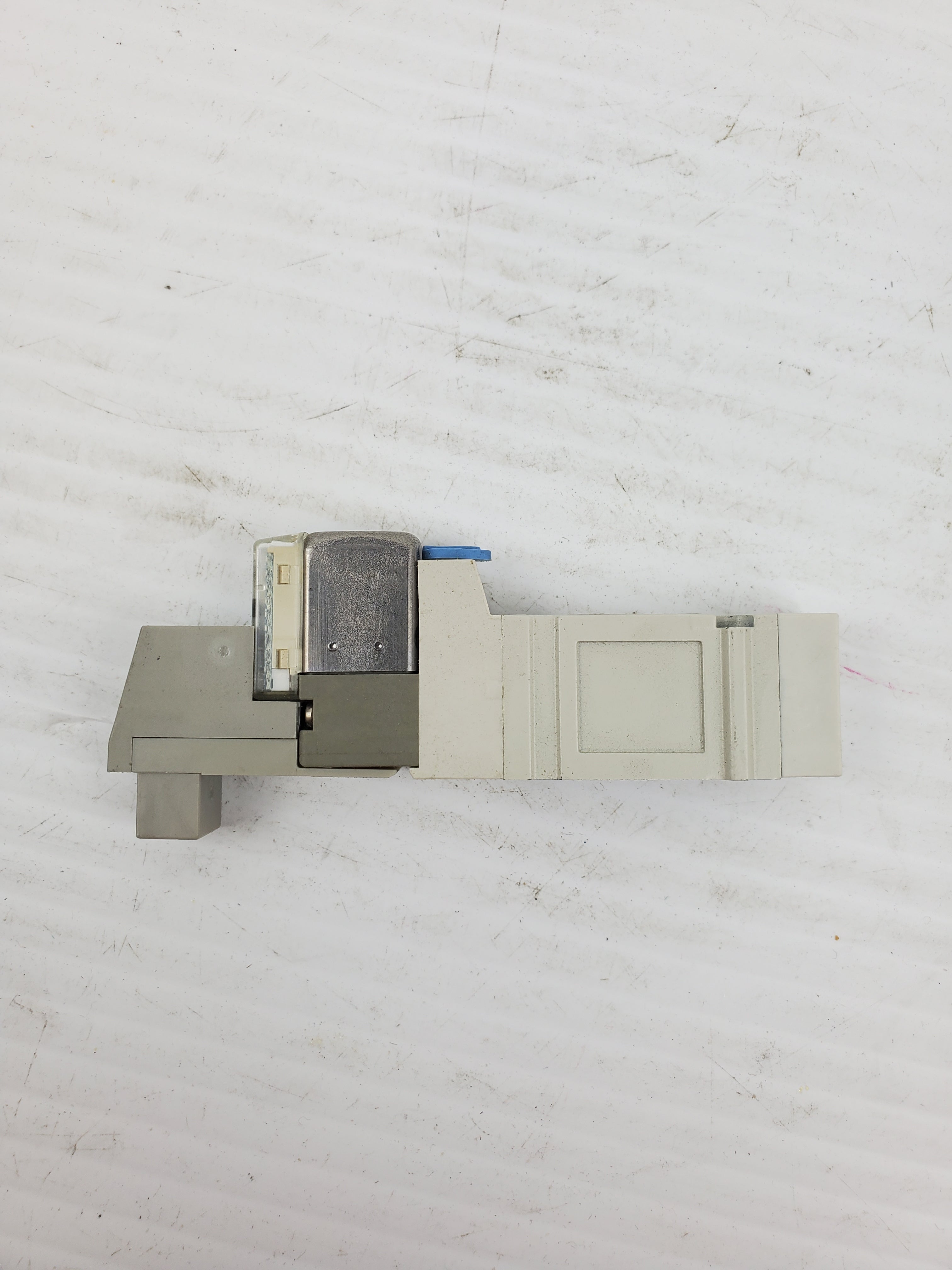 SMC SY3140-5FUE Solenoid Valve 0.15-0.7MPa SY31405FUE