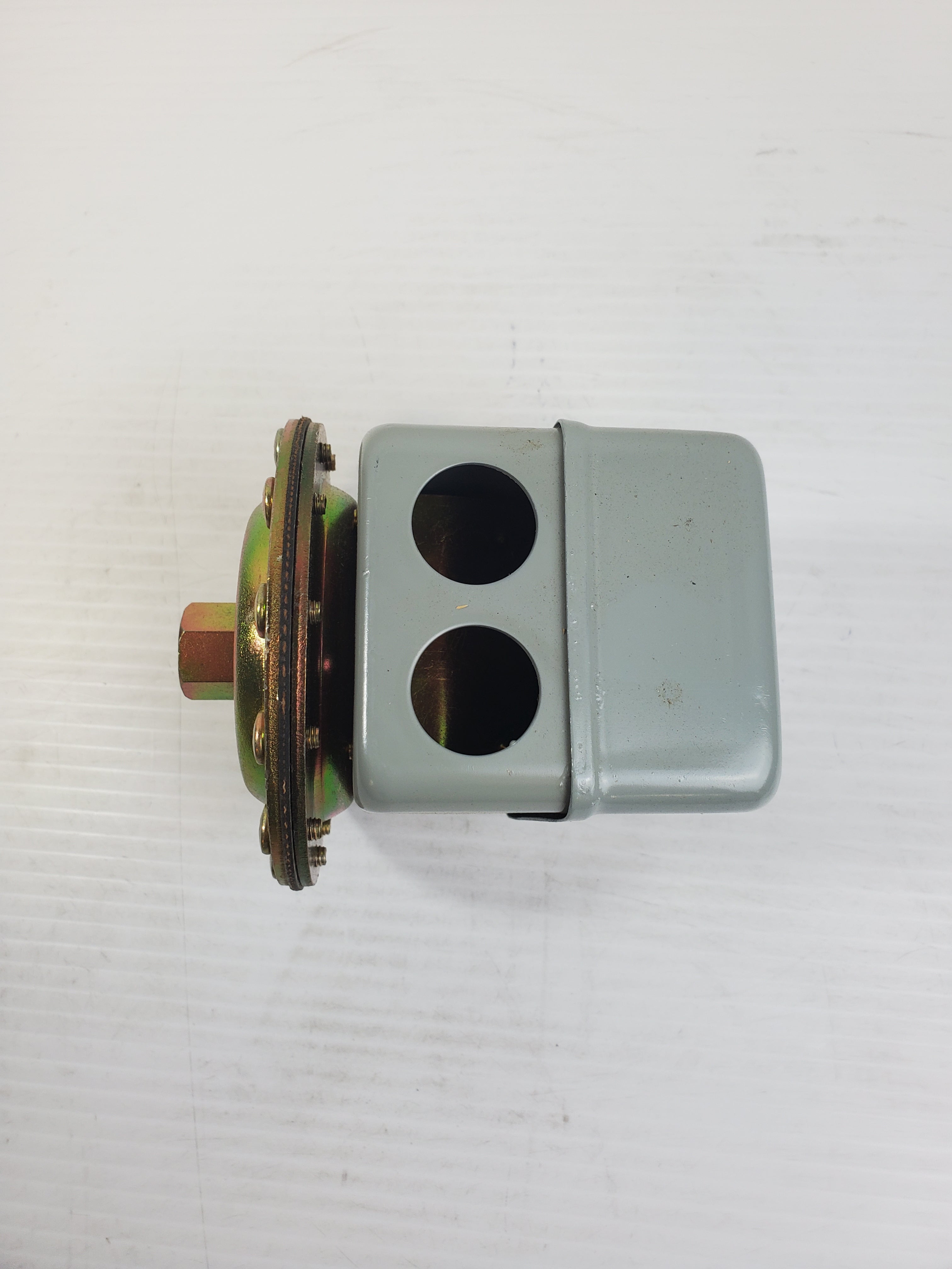 Furnas Pressure Control 69HB32SZ3545 2 Pole Rating Series A