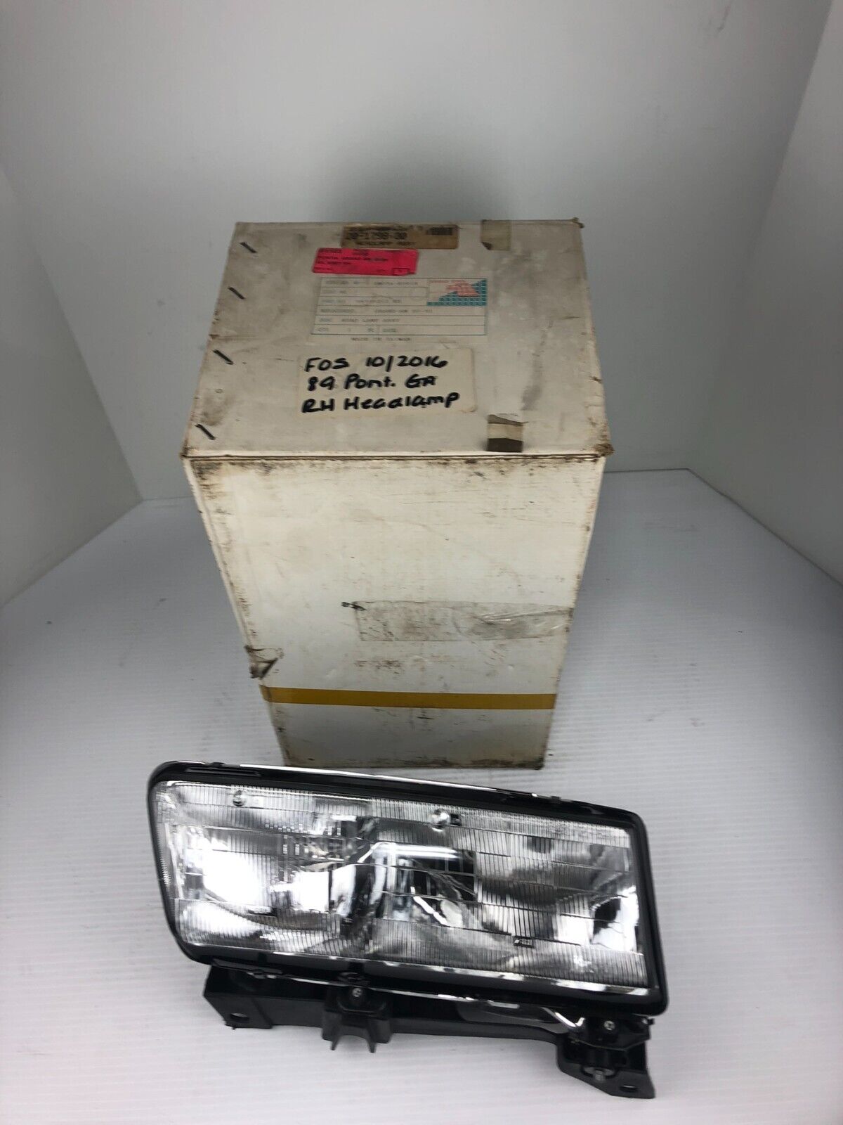 Eagle Eyes 16509212RH Head Lamp for Grand-AM 89-91 Right Side