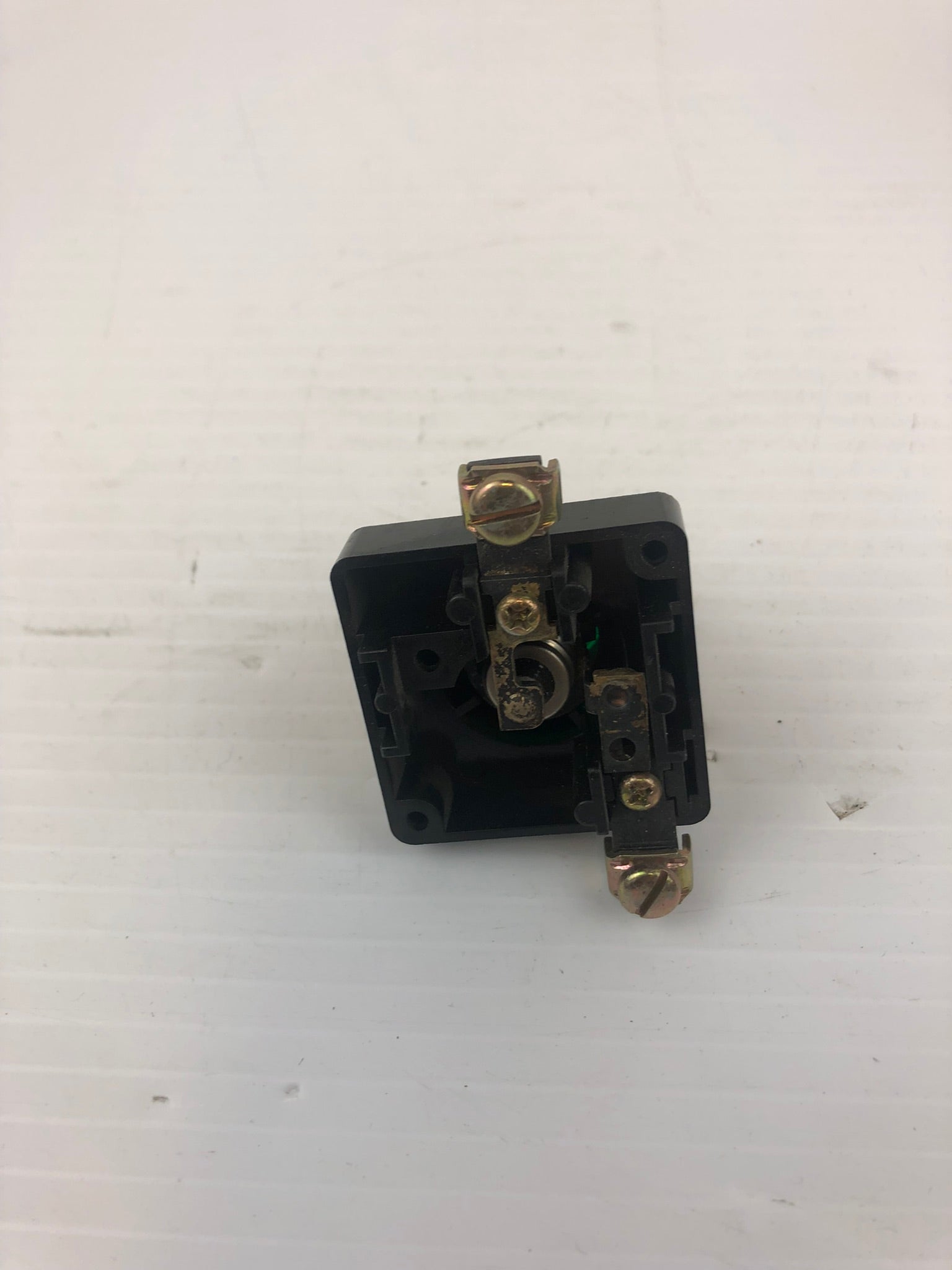 Fuji RCa470-ZKUL Pilot Lamp 150V 3W Green