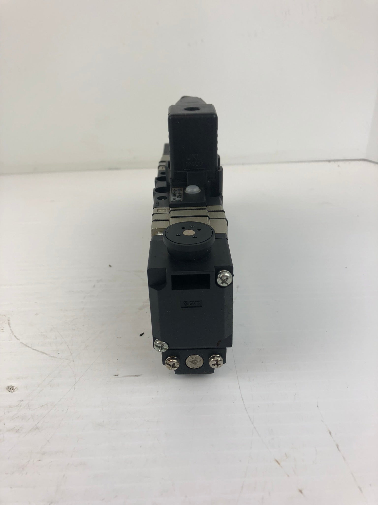 SMC VS7-6-FJG-D-5NM Solenoid Valve