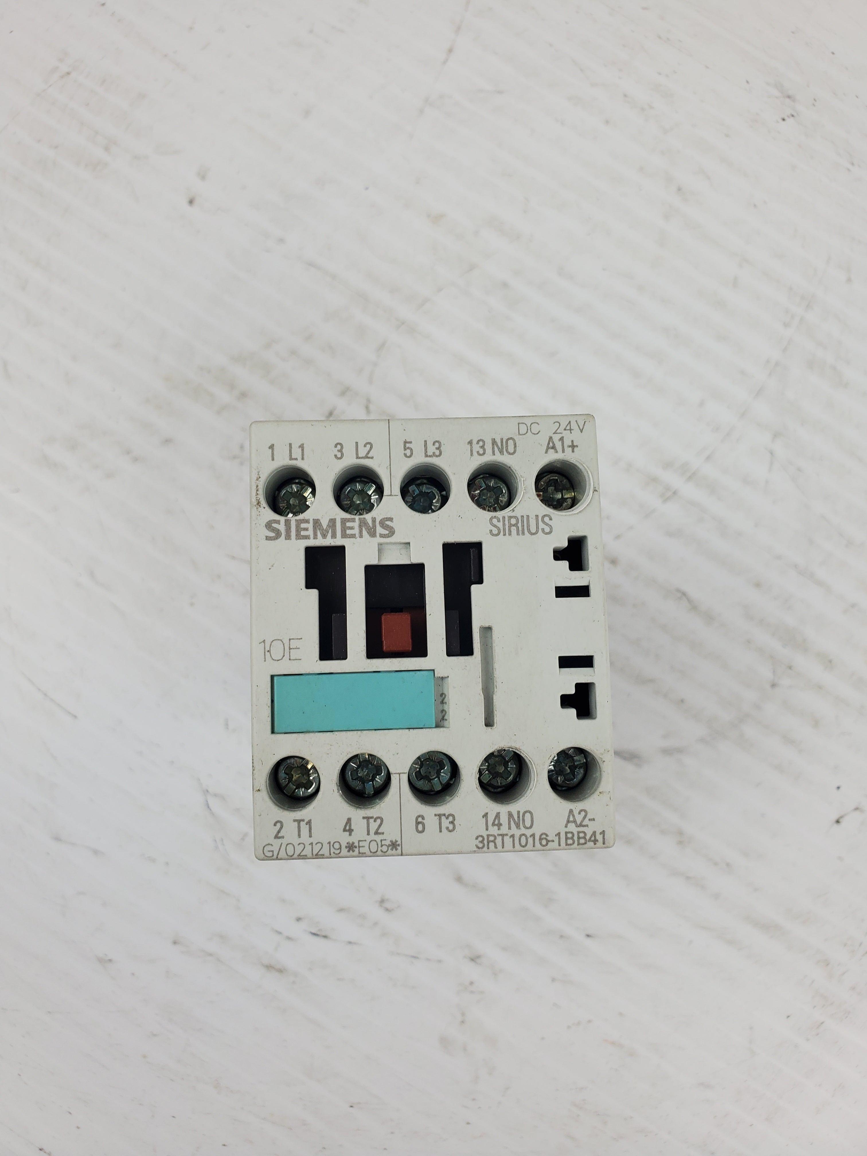 Siemens 3RT1016-1BB41 Contactor G/021219*E05* DC 24V