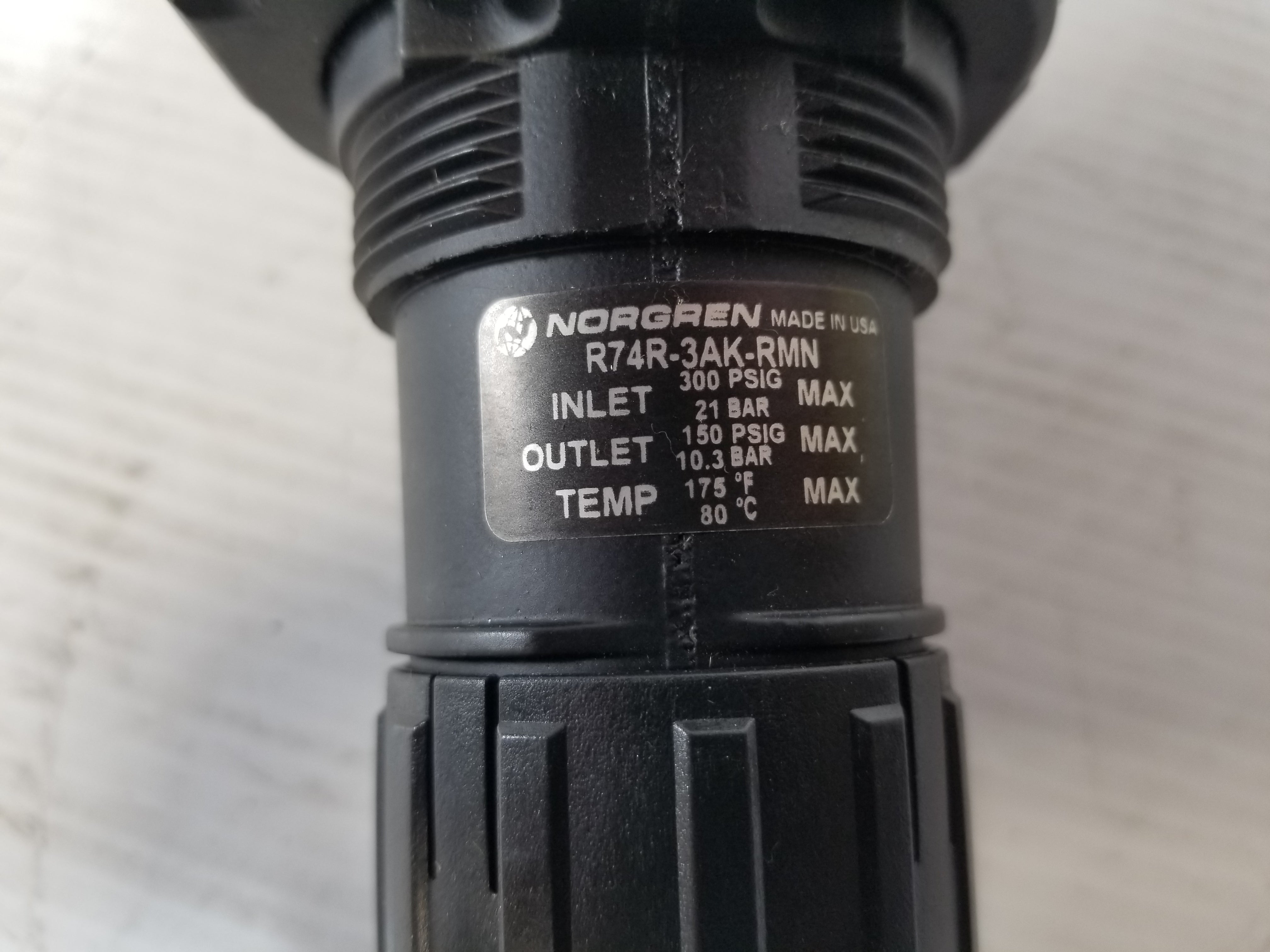 Norgren R74R-3AK-RMN Pneumatic Pressure Regulator