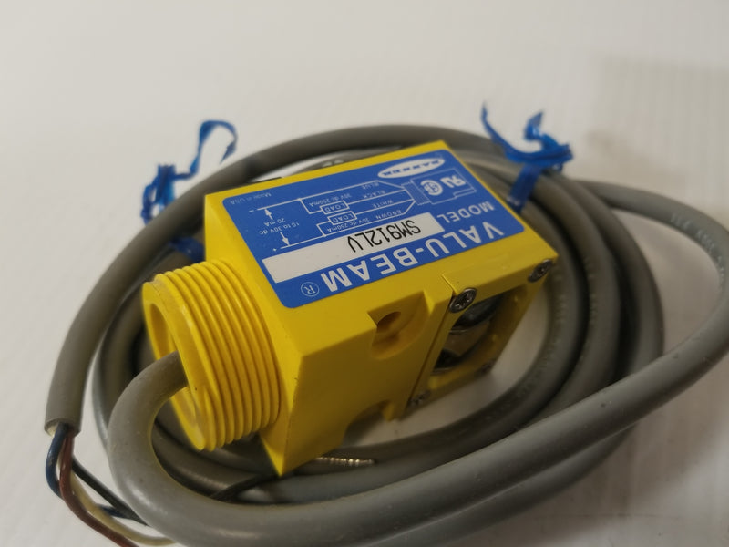 Banner SM912LV Value-Beam Photoelectric Sensor