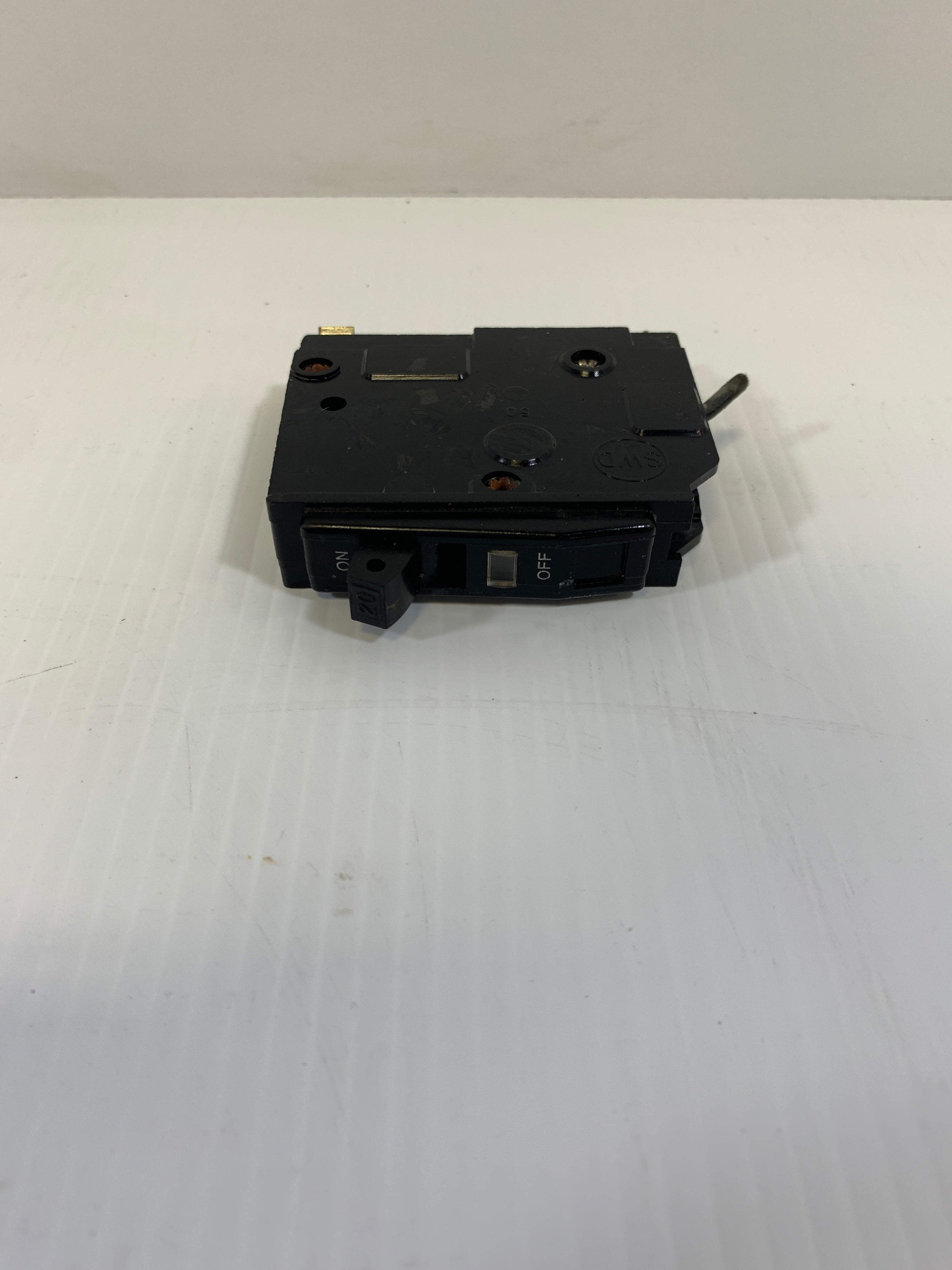 Square D 20 Amp Circuit Breaker 120/240 Volts