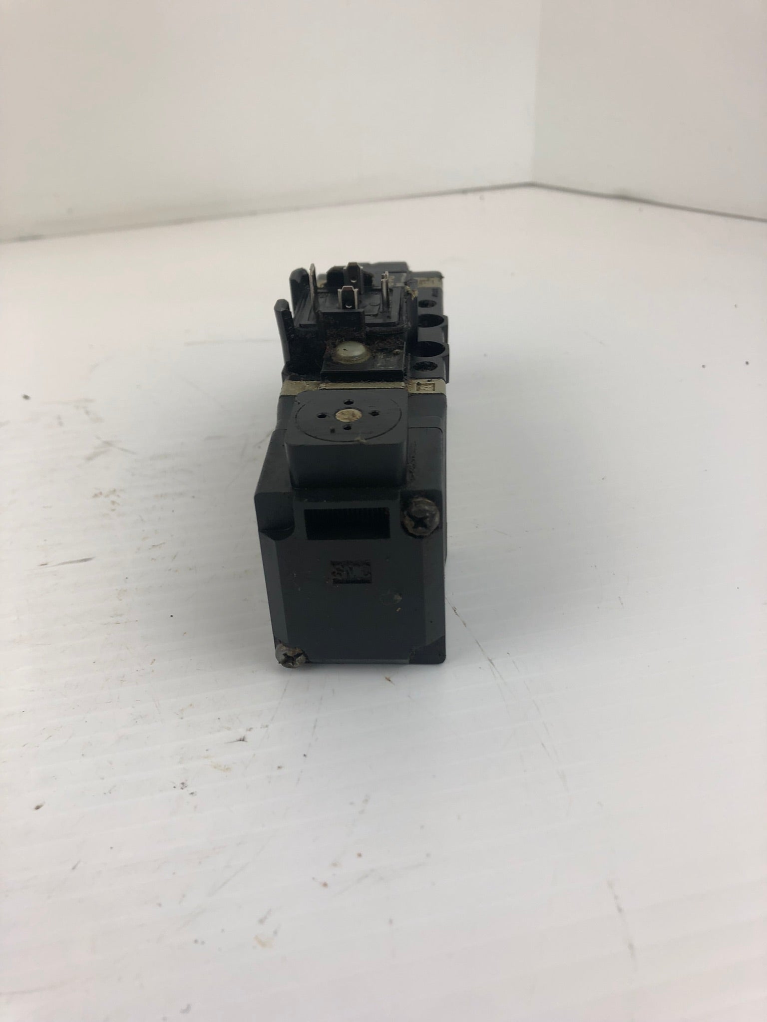 SMC VS7-6-FG-S-9N Solenoid Valve