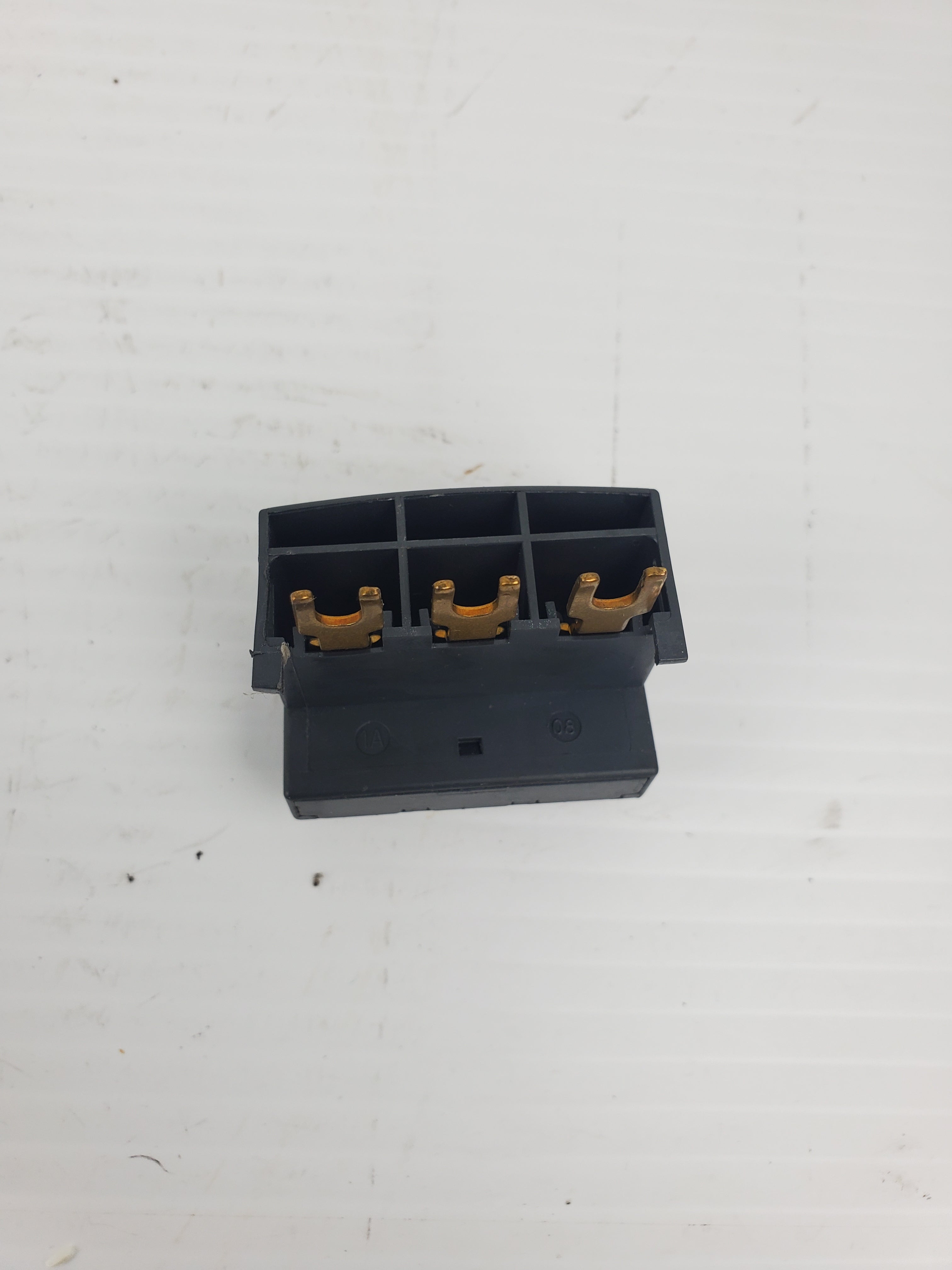 Telemecanique GV1-G09 Terminal Block