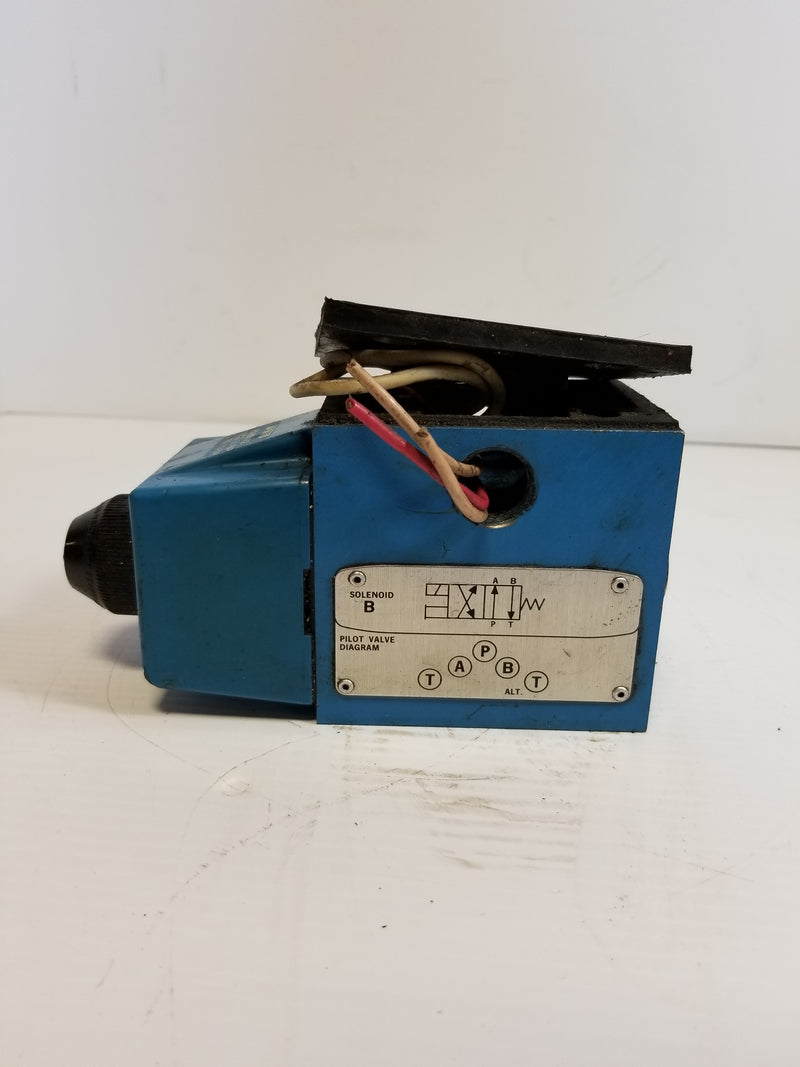 Vickers 868982 Solenoid Valve 110V/50Hz 85A 120V/60Hz .69A