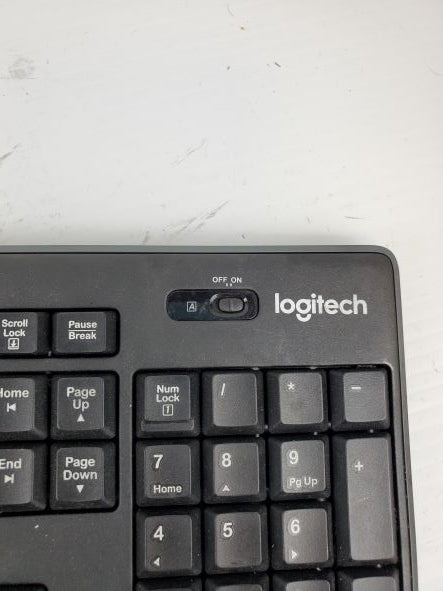 Logitech 820-004677 Wireless Keyboard