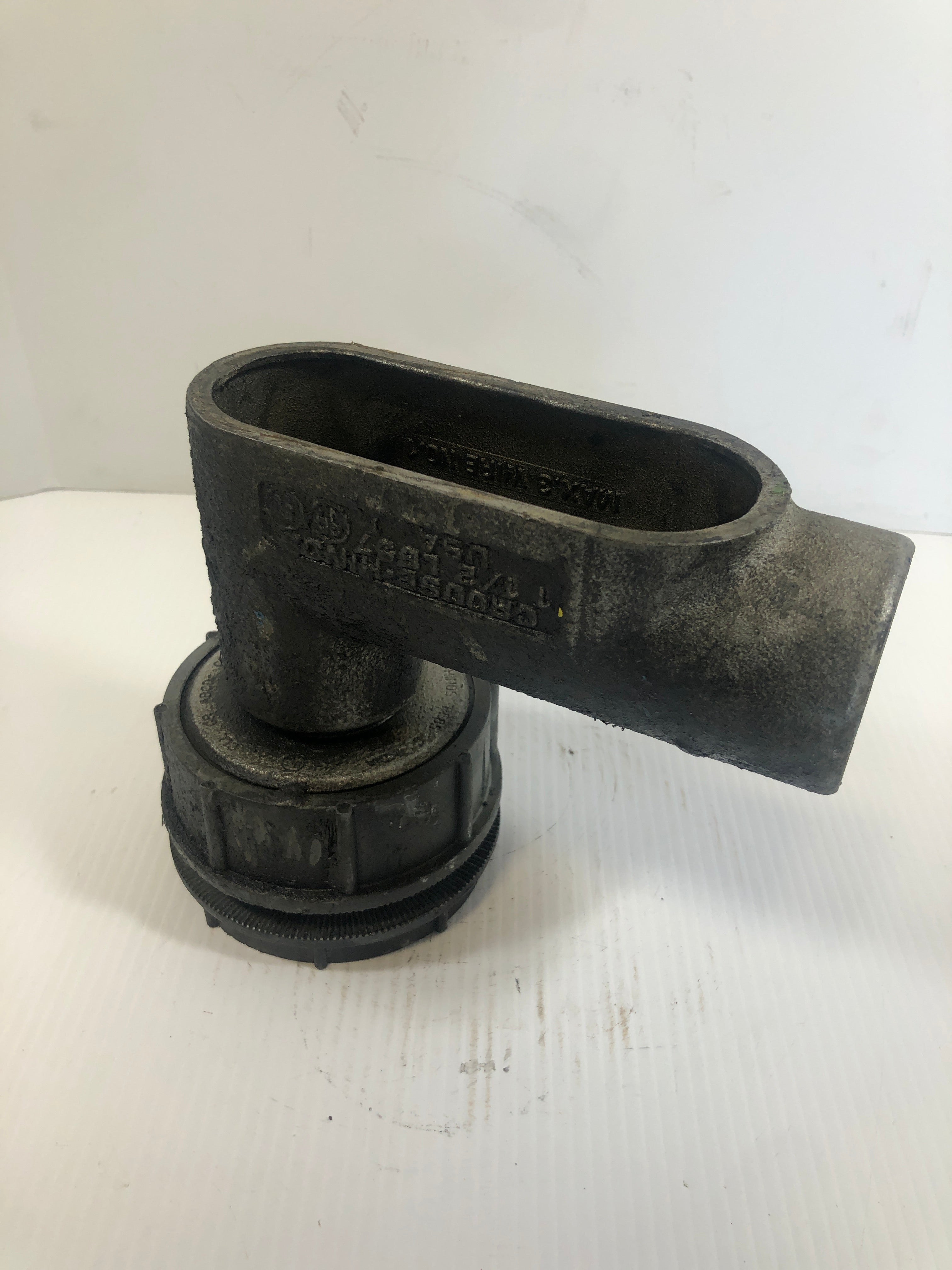 Crouse-Hinds 1-1/2" Conduit Body Assembly
