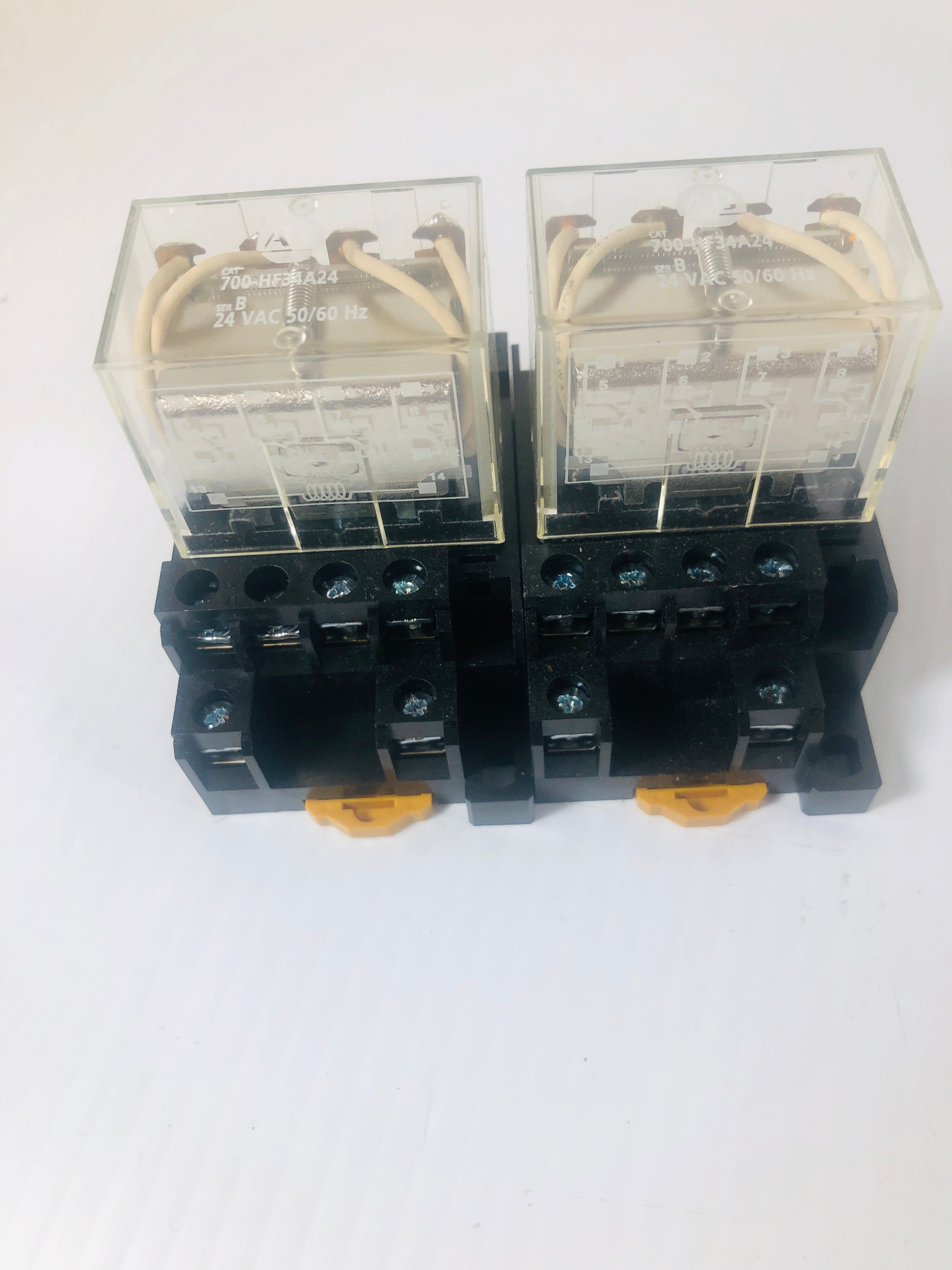 Allen-Bradley Relay 700-HF34A24 with 700-HN139 Series A Base - Lot of 2