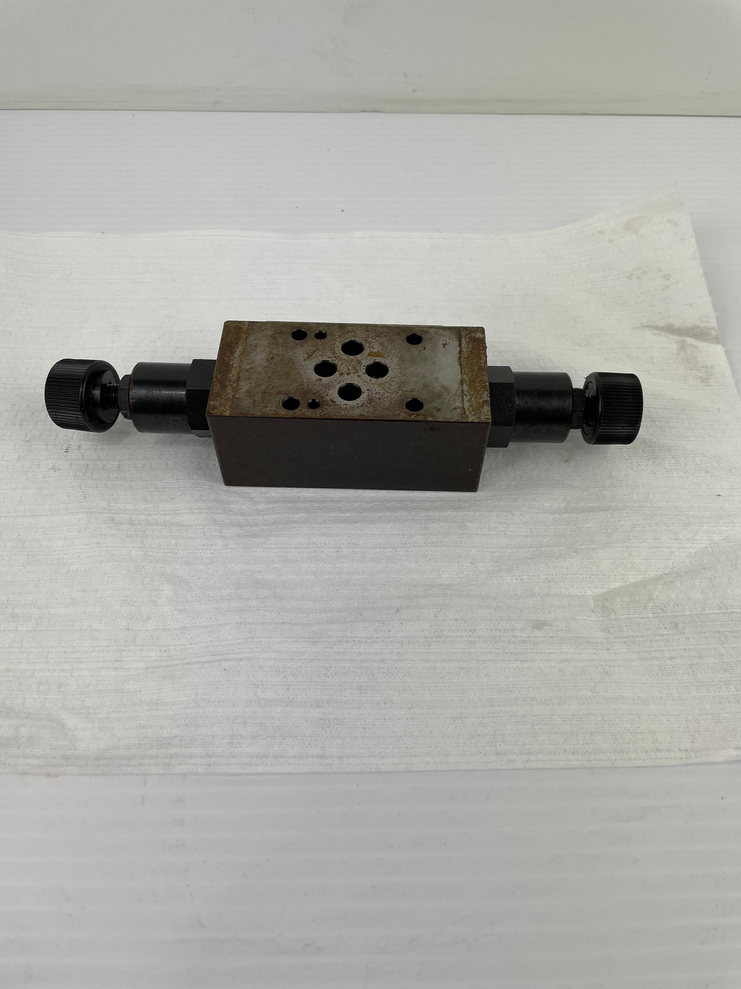 Parker FM2DDKN 50 HL Hydraulic Pressure Control Valve 5000 PSI Max
