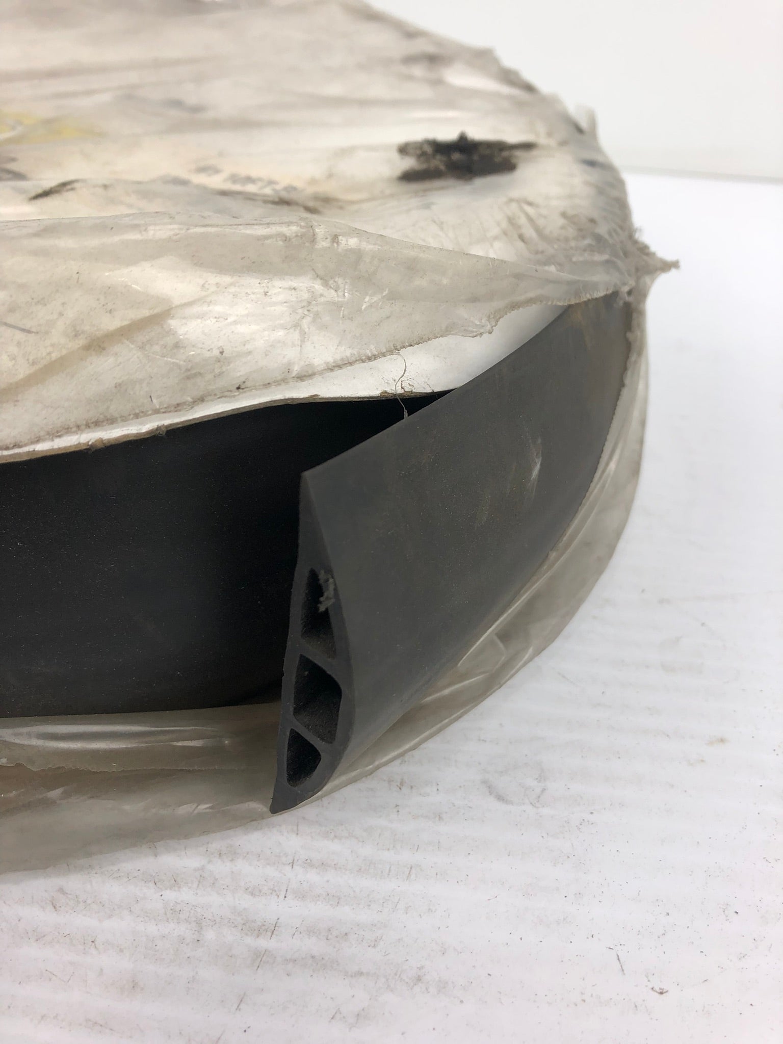 Geist #1 Duct 5/16" Cap 10 FT Length Black Cable Cover