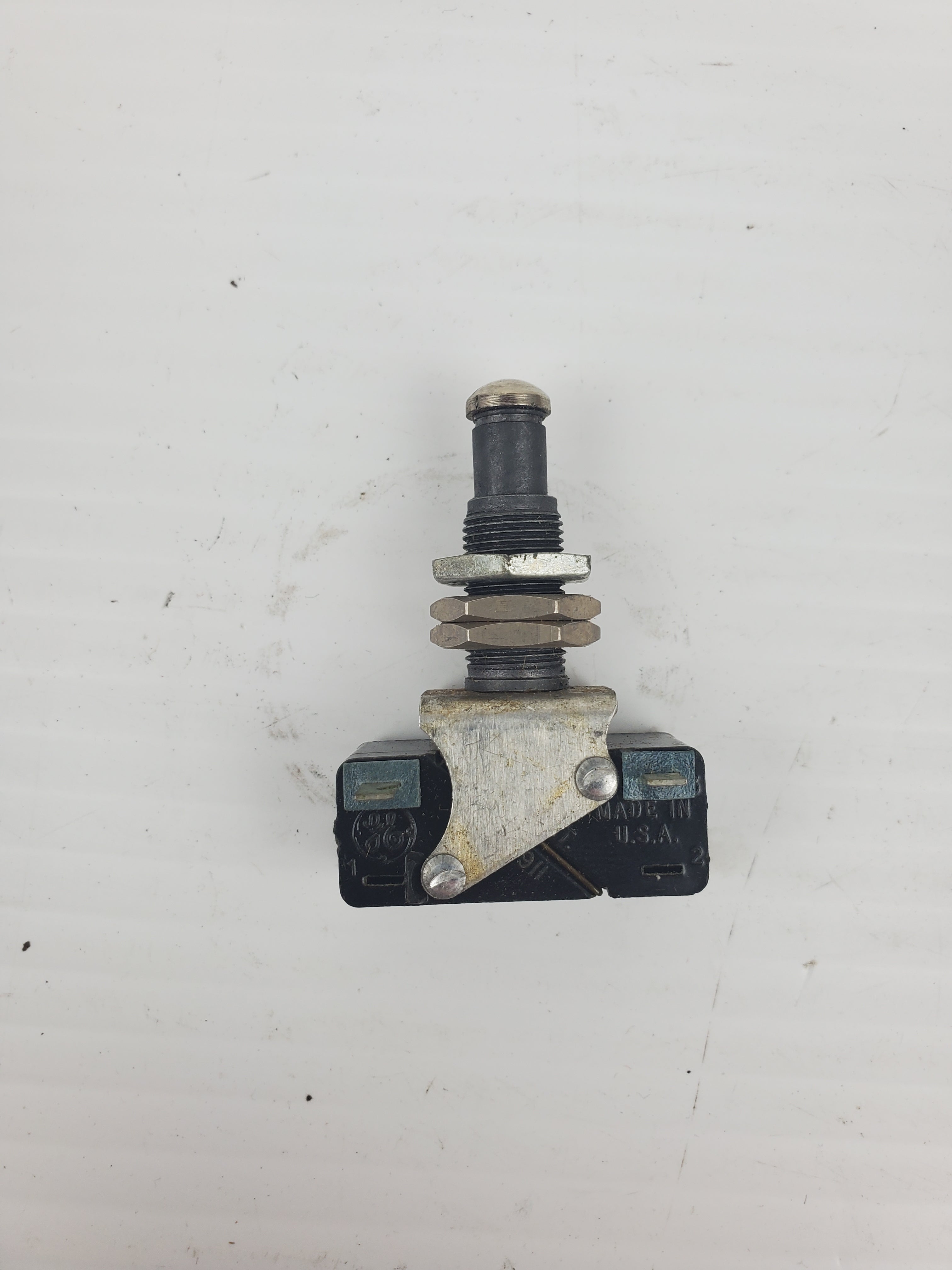 Hyster GE CR1070C143E3 Switchetter 1/2 HP 120/240 VAC 8443
