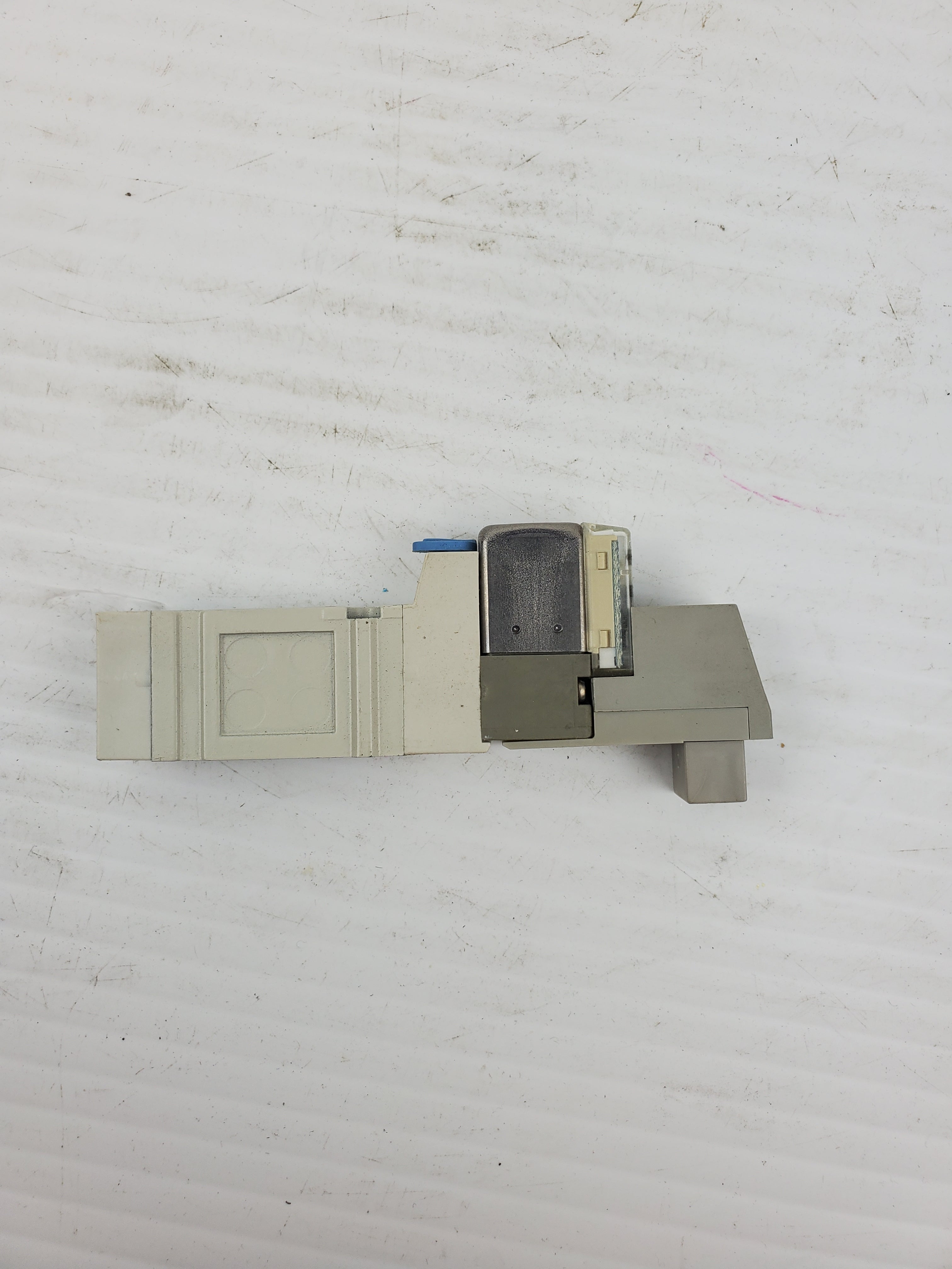 SMC SY3140-5FUE Solenoid Valve 0.15-0.7MPa SY31405FUE
