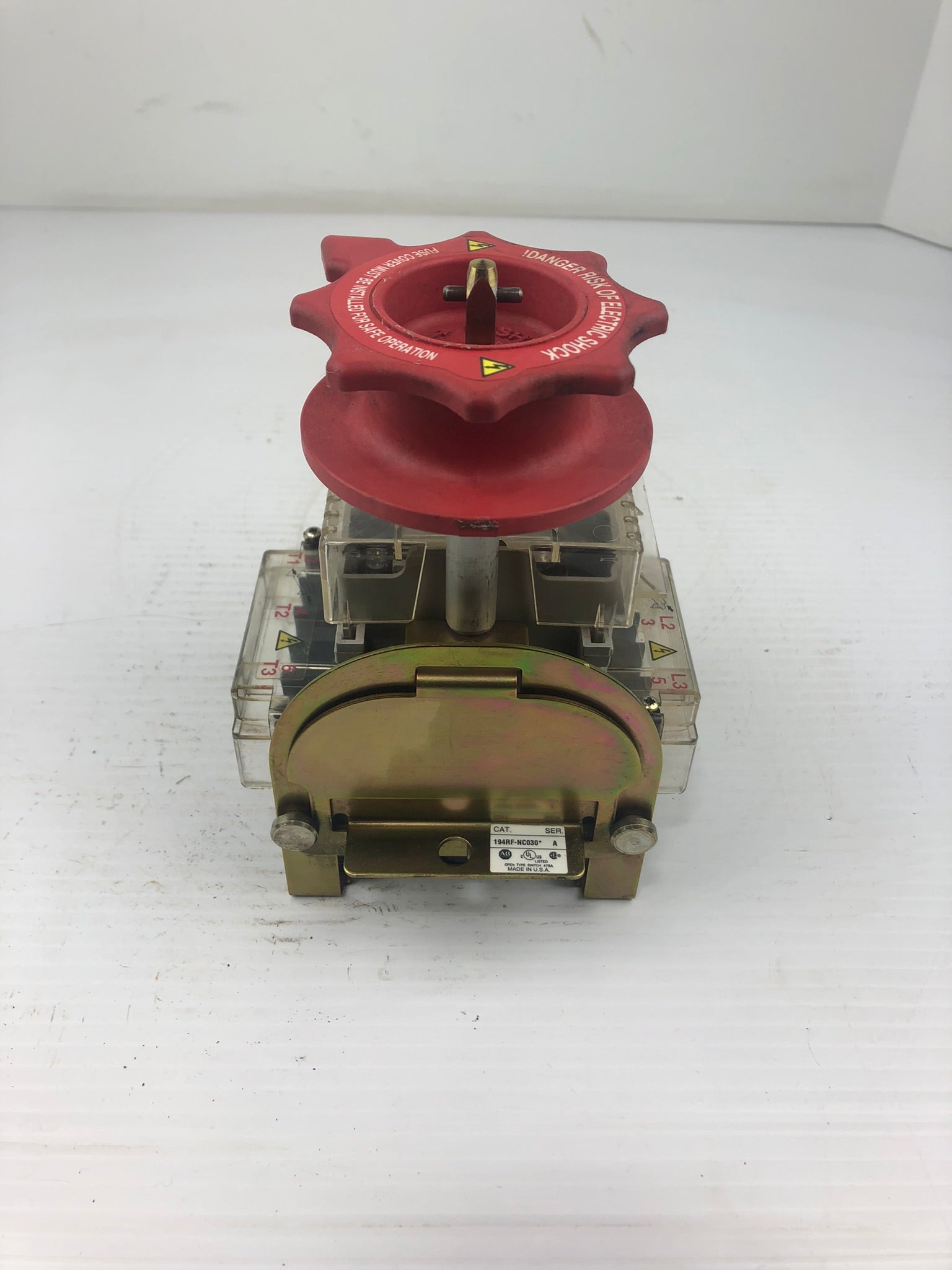 Allen-Bradley 194RF-NC030* Ser A Fused Disconnect Switch Mounted