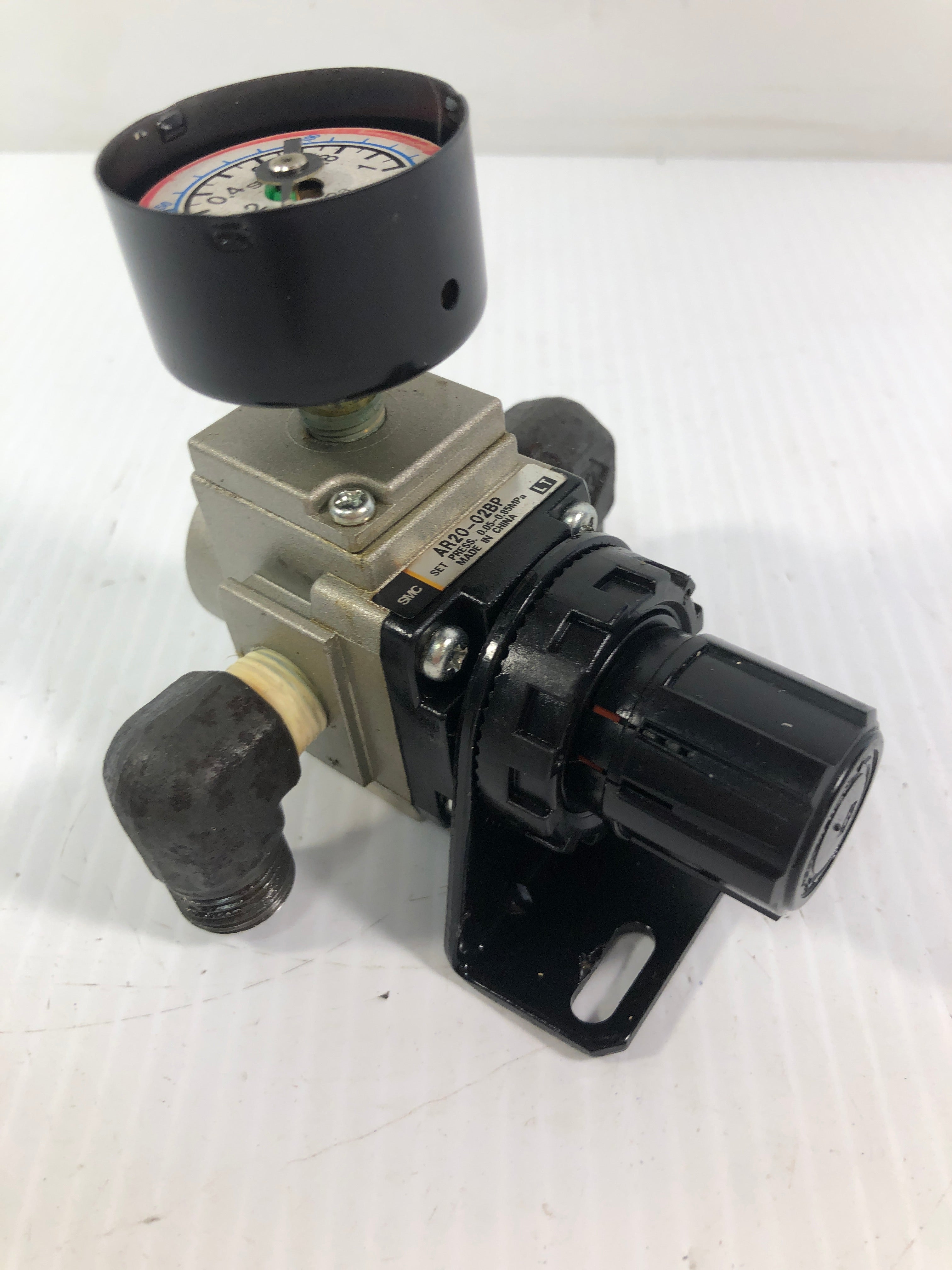 SMC Pneumatic Pressure Regulator AR20-02BP