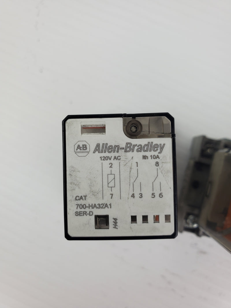Allen Bradley 700-HA32A1 Series D Relay With Socket (Lot of 5)